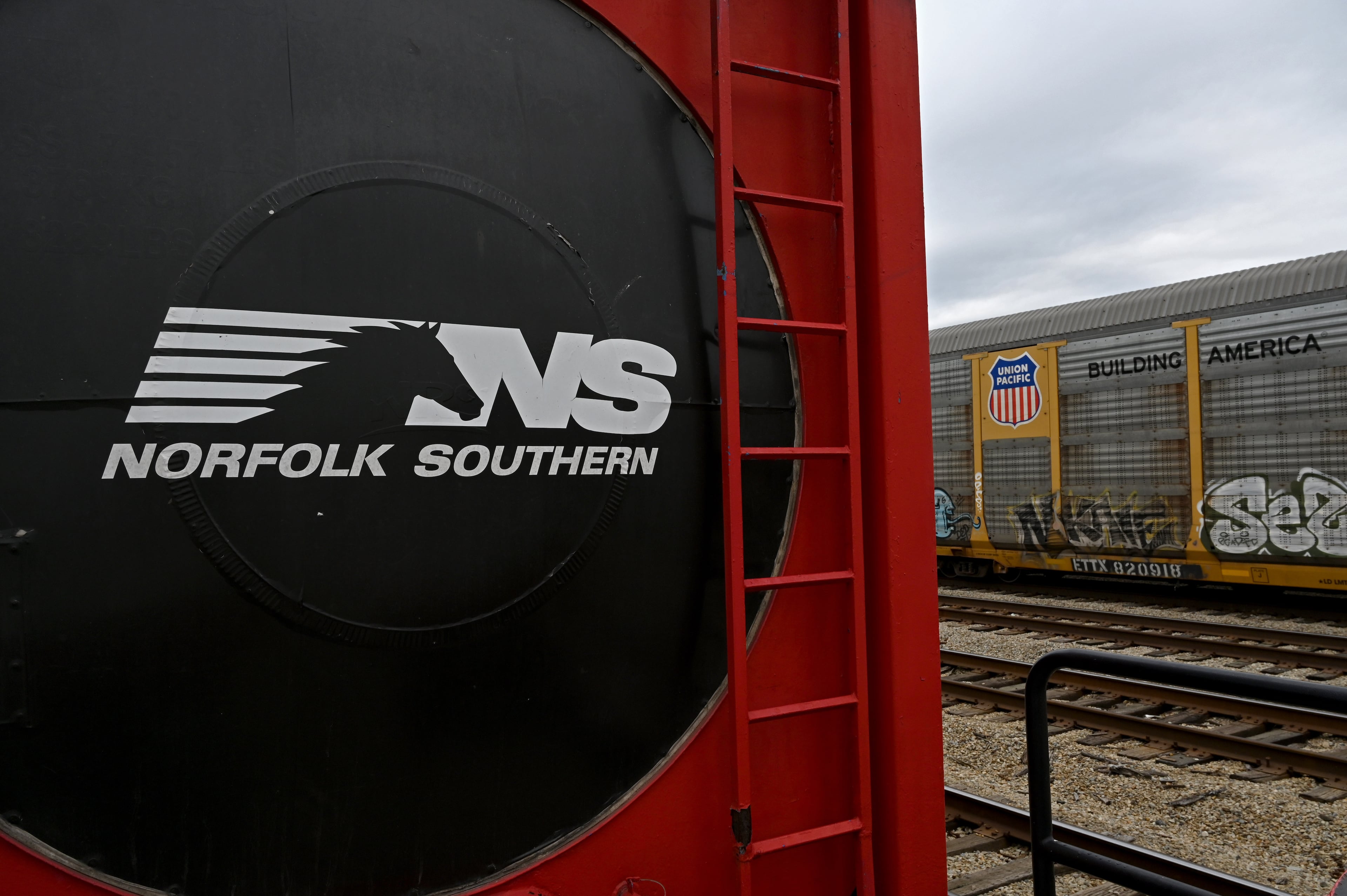 A Norfolk Southern’s Safety Train sits near a Union Pacific car (right) on Wednesday, March 24, 2026, in Atlanta. (Hyosub Shin/AJC)