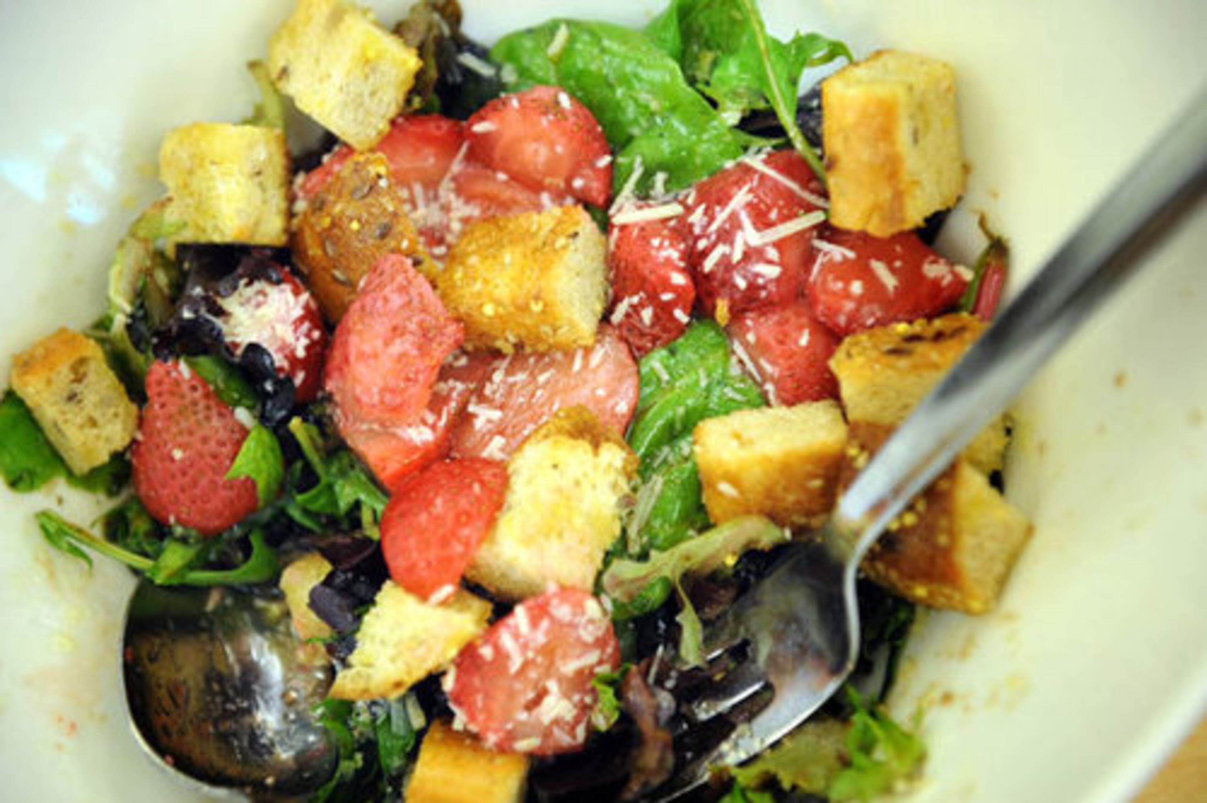 An organic salad on the lunch menu.