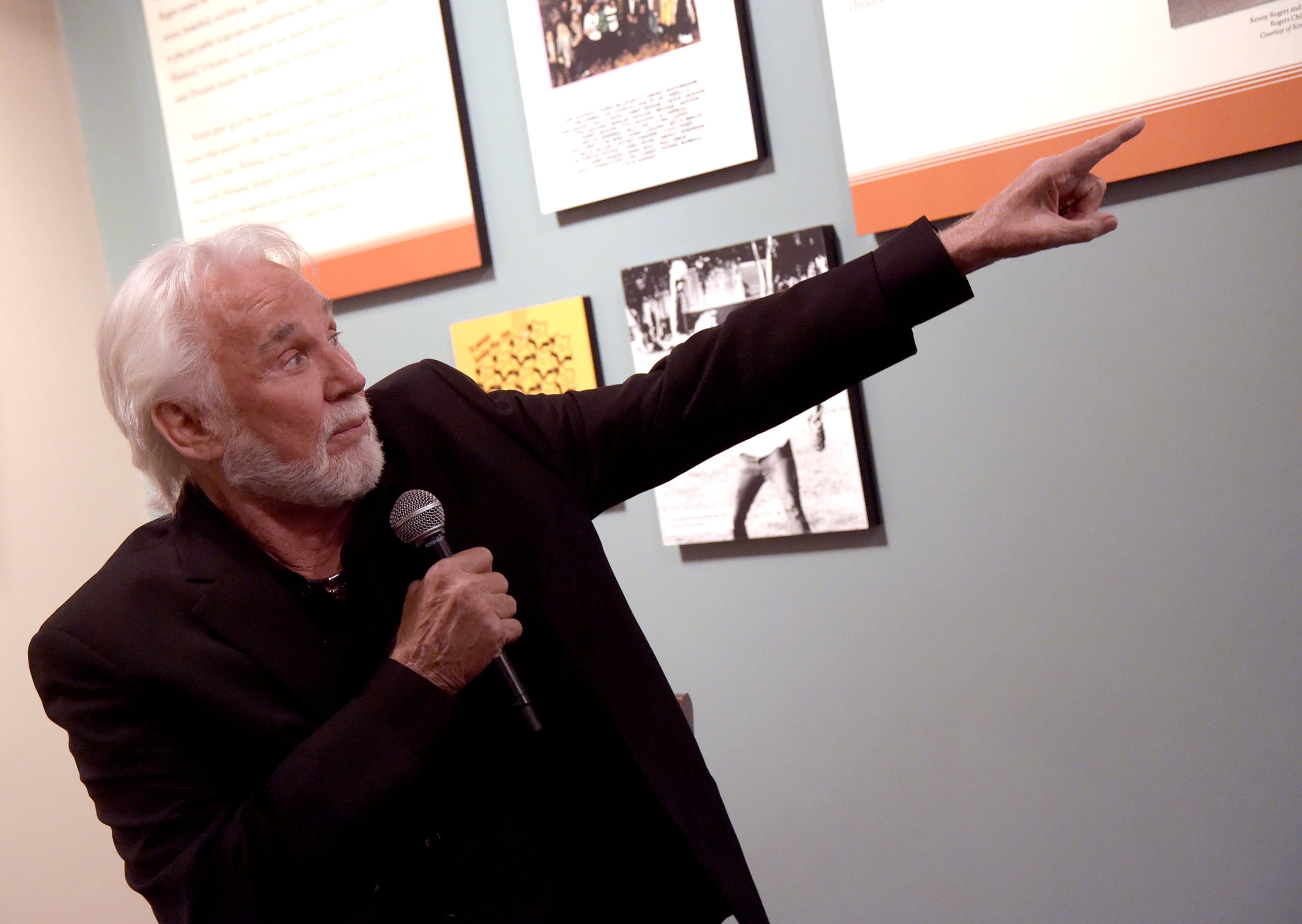 NASHVILLE, TN - AUGUST 13: Country Music Hall of Fame member Kenny Rogers at the Country Music Hall of Fame Kenny Rogers Exhibit Opening Reception at the Country Music Hall of Fame and Museum on August 13, 2014 in Nashville, Tennessee. (Photo by Rick Diamond/Getty Images for the Country Music Hall of Fame and Museum)