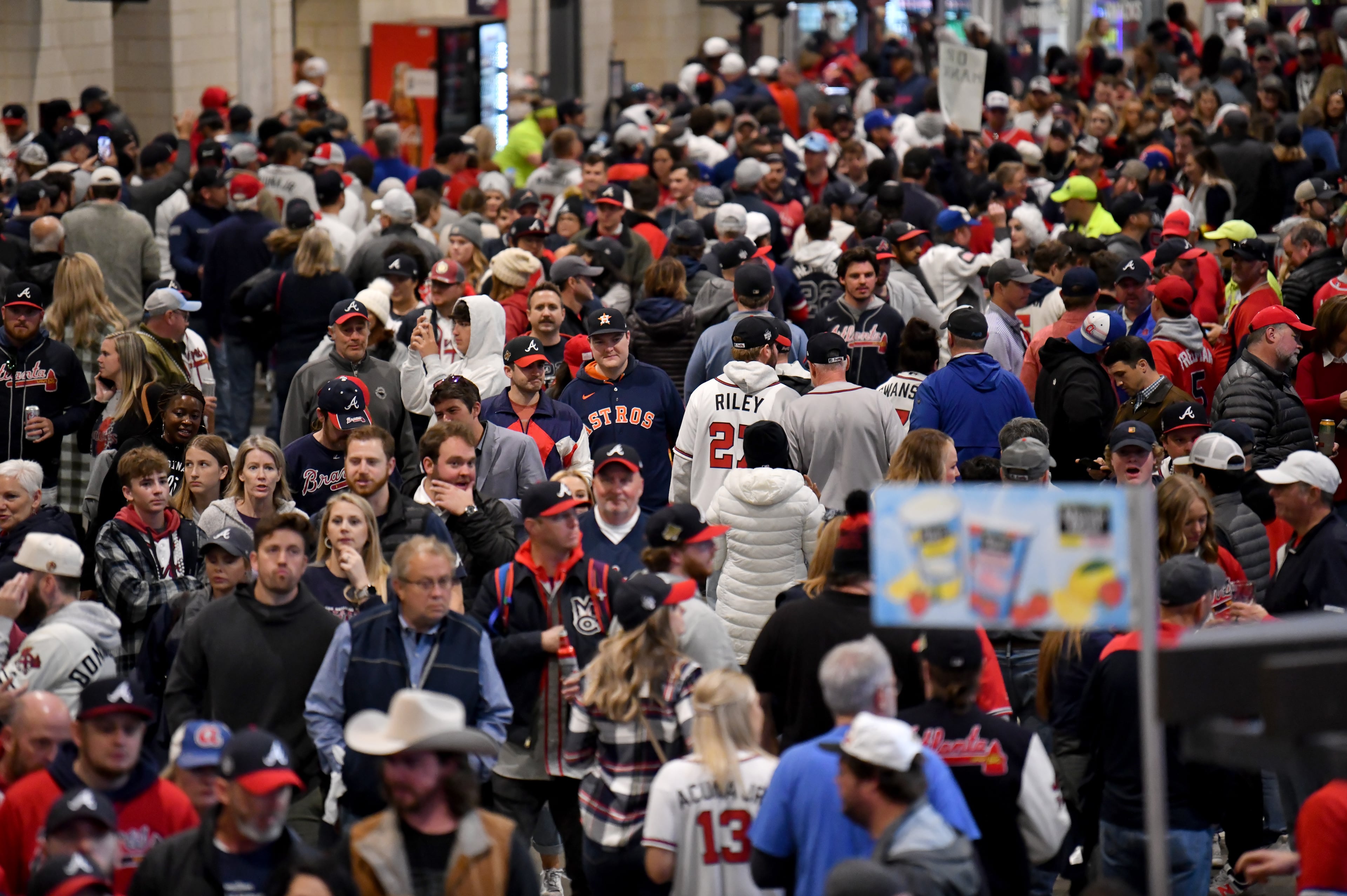 October 31, 2021 Atlanta - Truist Park is full of baseball fans prior to Game 5 of baseball's World Series between Atlanta Braves and Houston Astros on Sunday, October 31, 2021. (Hyosub Shin / Hyosub.Shin@ajc.com)