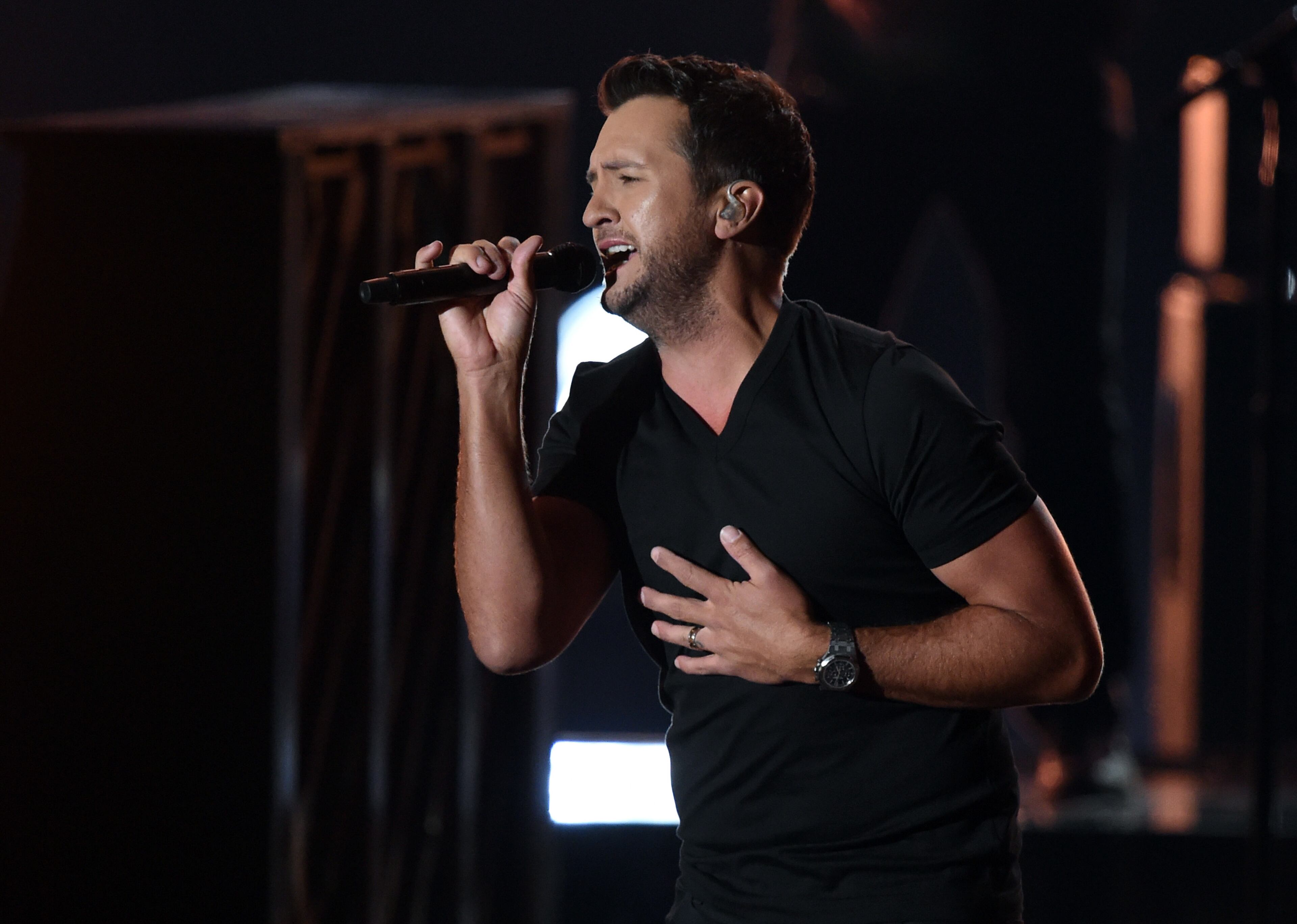 LAS VEGAS, NV - APRIL 02: Co-host Luke Bryan performs onstage during the 52nd Academy Of Country Music Awards at T-Mobile Arena on April 2, 2017 in Las Vegas, Nevada. (Photo by Ethan Miller/Getty Images)