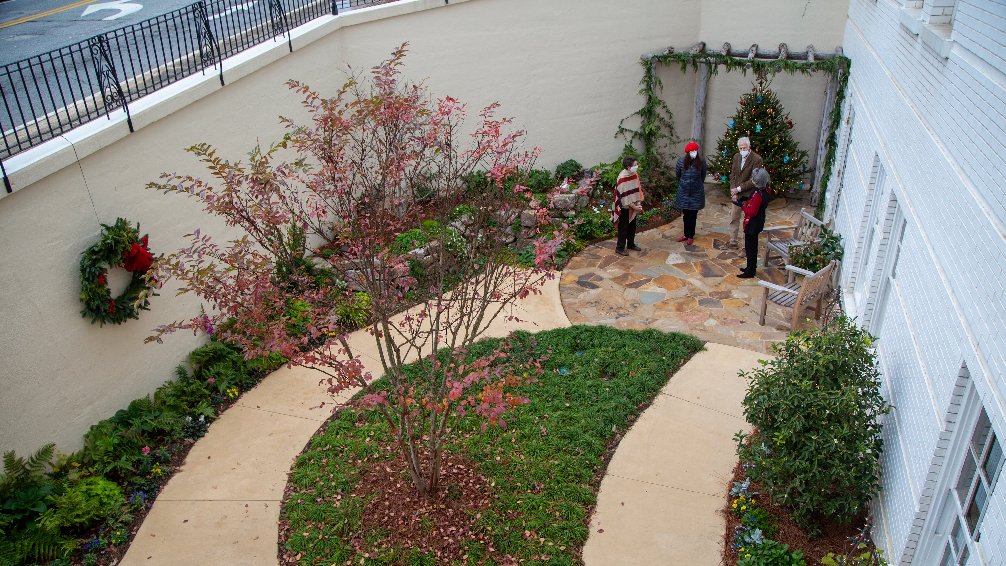 Virginia Almand (from left), Linda Gruskin, Sandy Gruskin and Carter Morris chat in the Therapeutic Garden, called Sarahs' Garden, which is part of Respite Care Atlanta at Second-Ponce De Leon Baptist Church in Atlanta. PHIL SKINNER FOR THE ATLANTA JOURNAL-CONSTITUTION.