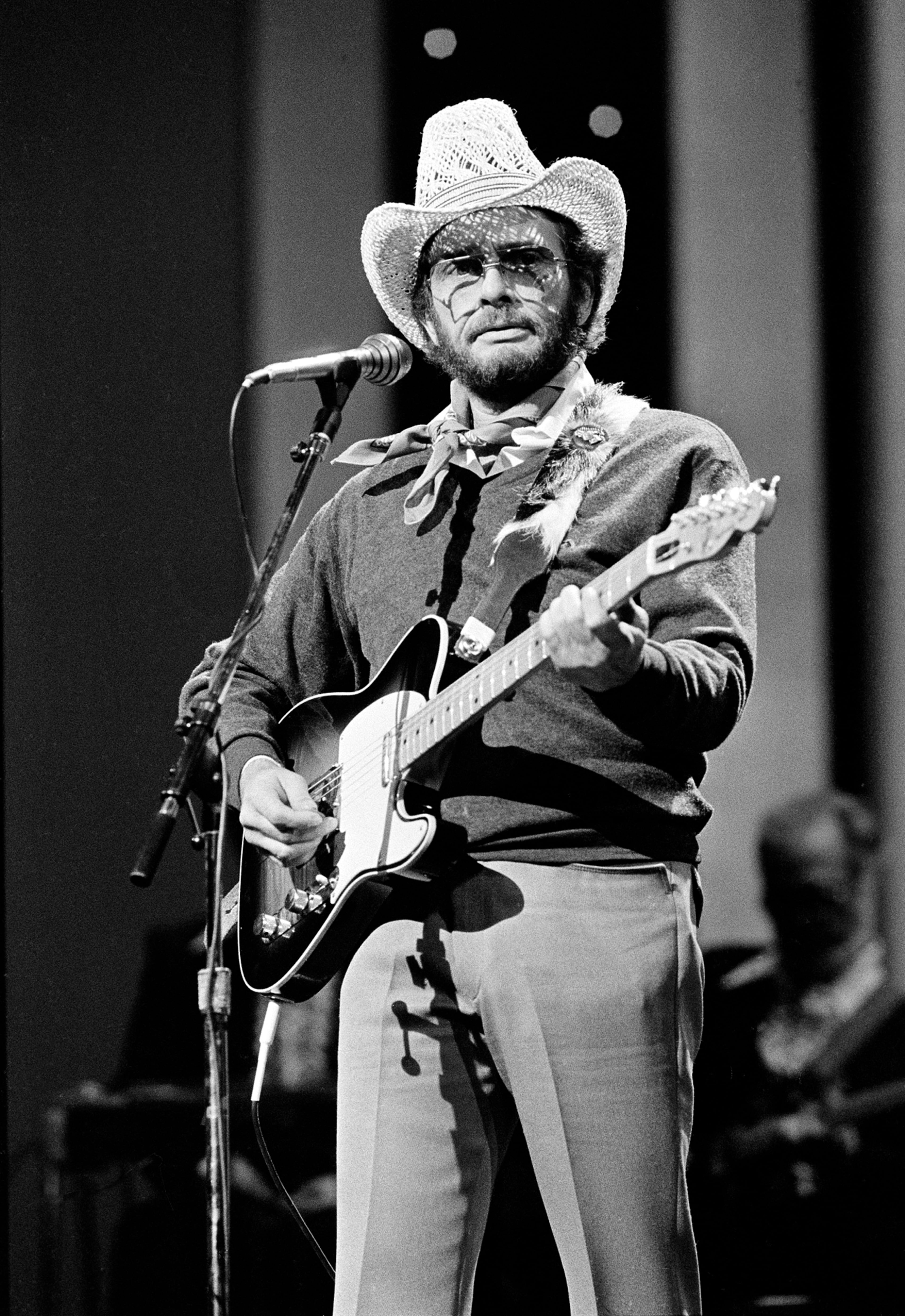 umphrey Caption: FILE - In this Oct. 10, 1983 file photo, Merle Haggard performs at the Country Music Association Awards in Nashville, Tenn. Haggard died of pneumonia, Wednesday, April 6, 2016, in Palo Cedro, Calif. He was 79. (AP Photo/Mark Humphrey, File)