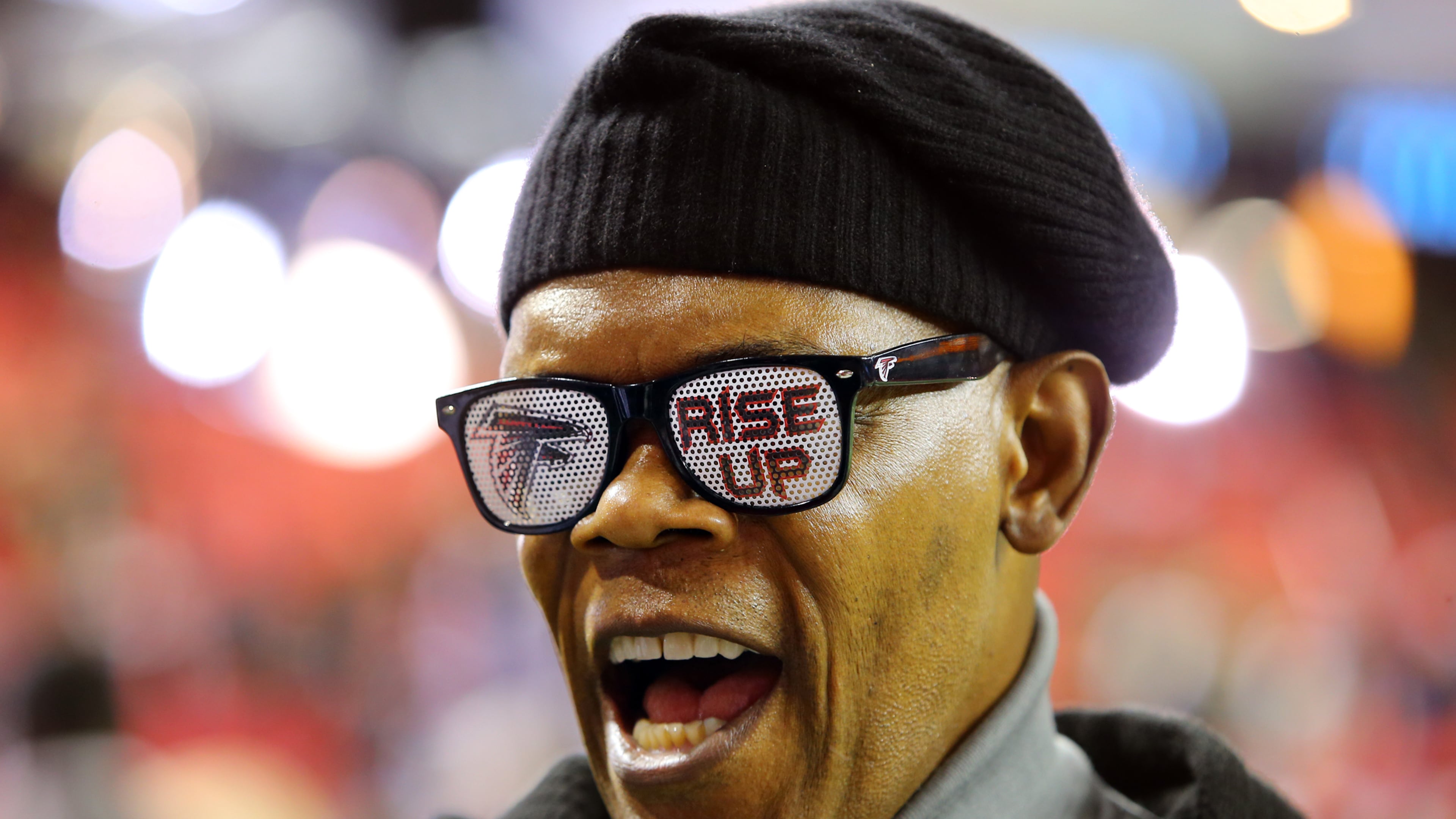 Samuel L. Jackson inspires both the team and its fans to "Rise Up." AJC file photo: CURTIS COMPTON/ CCOMPTON@AJC.COM