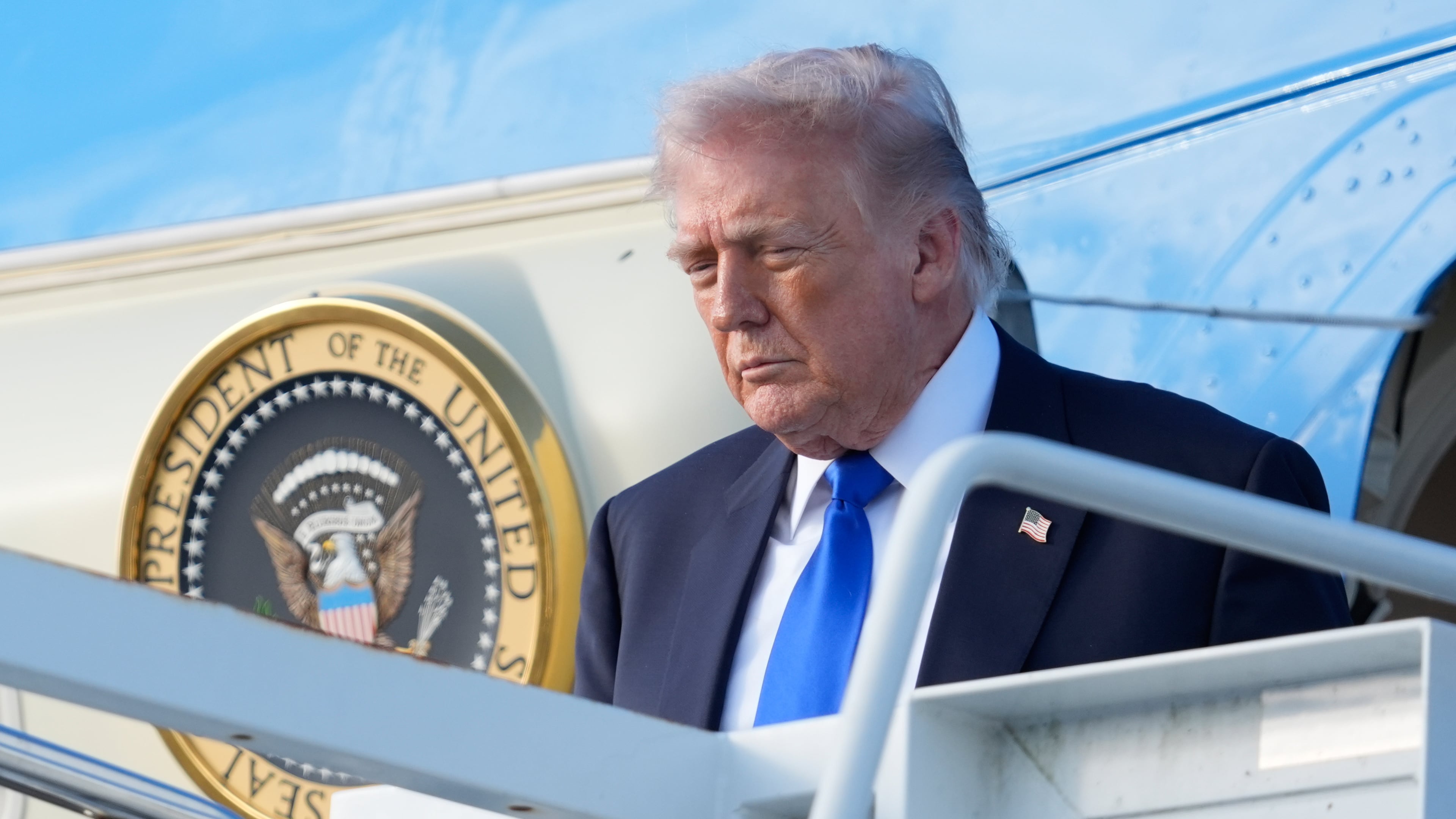 President Donald Trump arrives on Air Force One at Palm Beach International Airport in West Palm Beach Fla., Friday, April 24, 2026. (AP Photo/Manuel Balce Ceneta)
