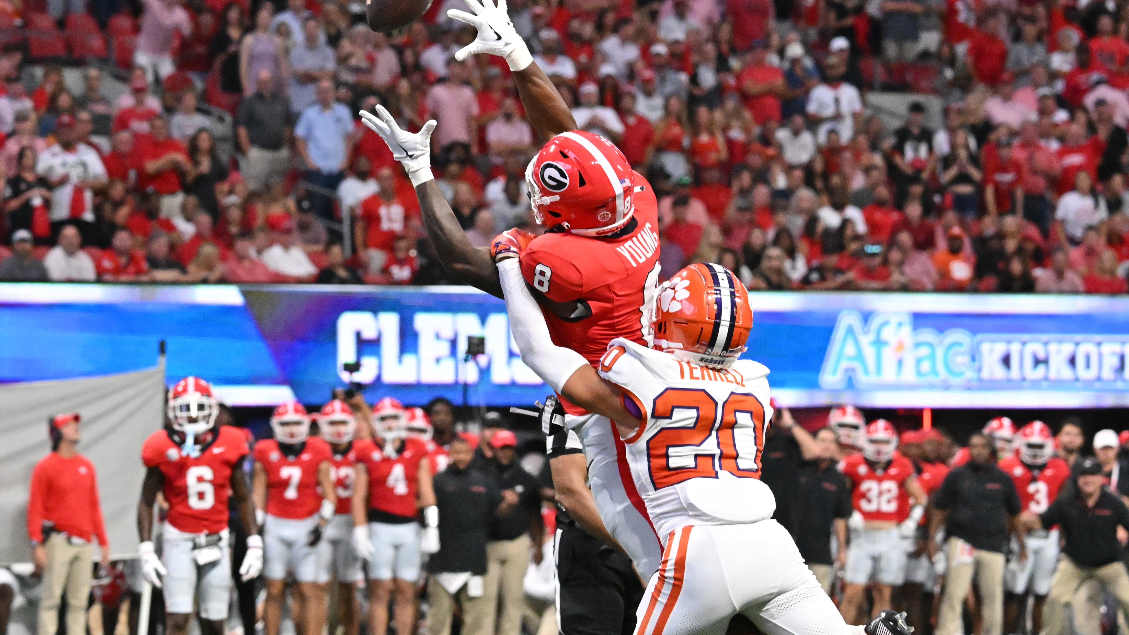 Georgia wide receiver Colbie Young (8) is not able to catch under pressure from Clemson cornerback Avieon Terrell (20) during the first half in an NCAA football game at Mercedes-Benz Stadium, Saturday, August 31, 2024, in Atlanta. (Hyosub Shin/AJC)
