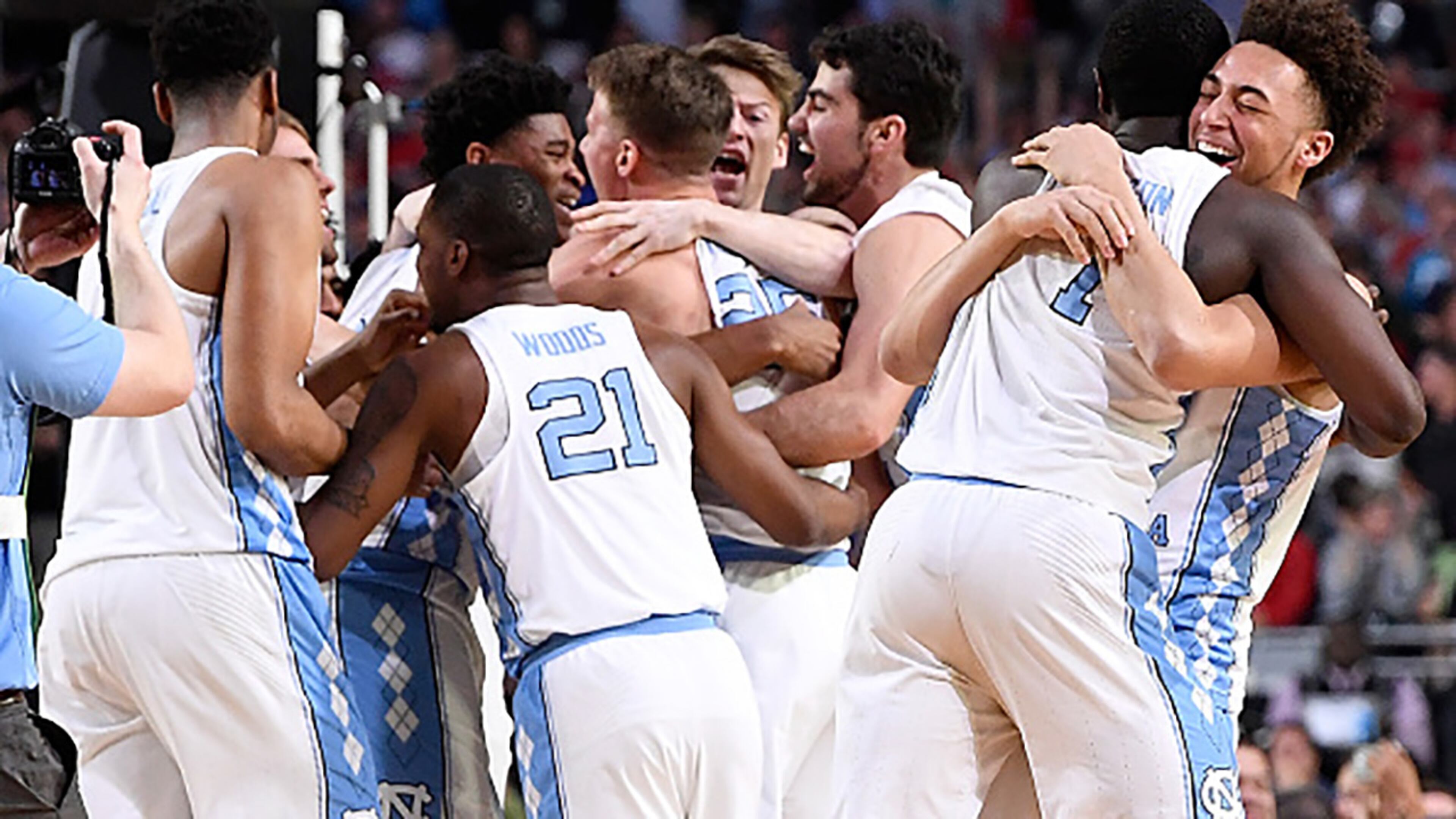 GLENDALE, AZ - APRIL 03: North Carolina Tar Heels basketball players celebrate after time expires during the 2017 NCAA Men's Final Four National Championship game against the Gonzaga Bulldogs at University of Phoenix Stadium on April 3, 2017 in Glendale, Arizona. (Photo by Jamie Schwaberow/NCAA Photos via Getty Images)