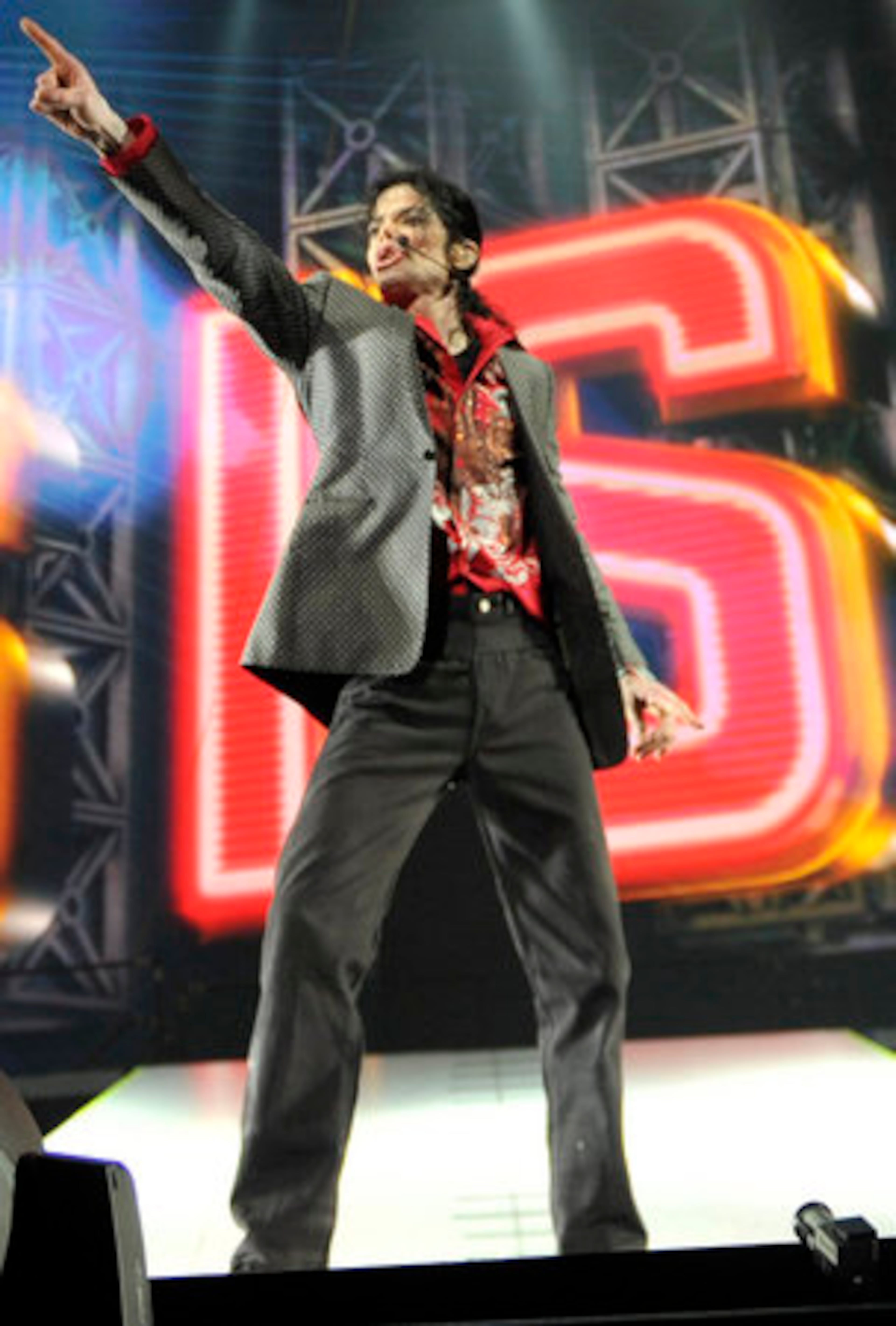 Jackson dances at the Tuesday rehearsal in L.A. He had not staged a major tour since 1997.
