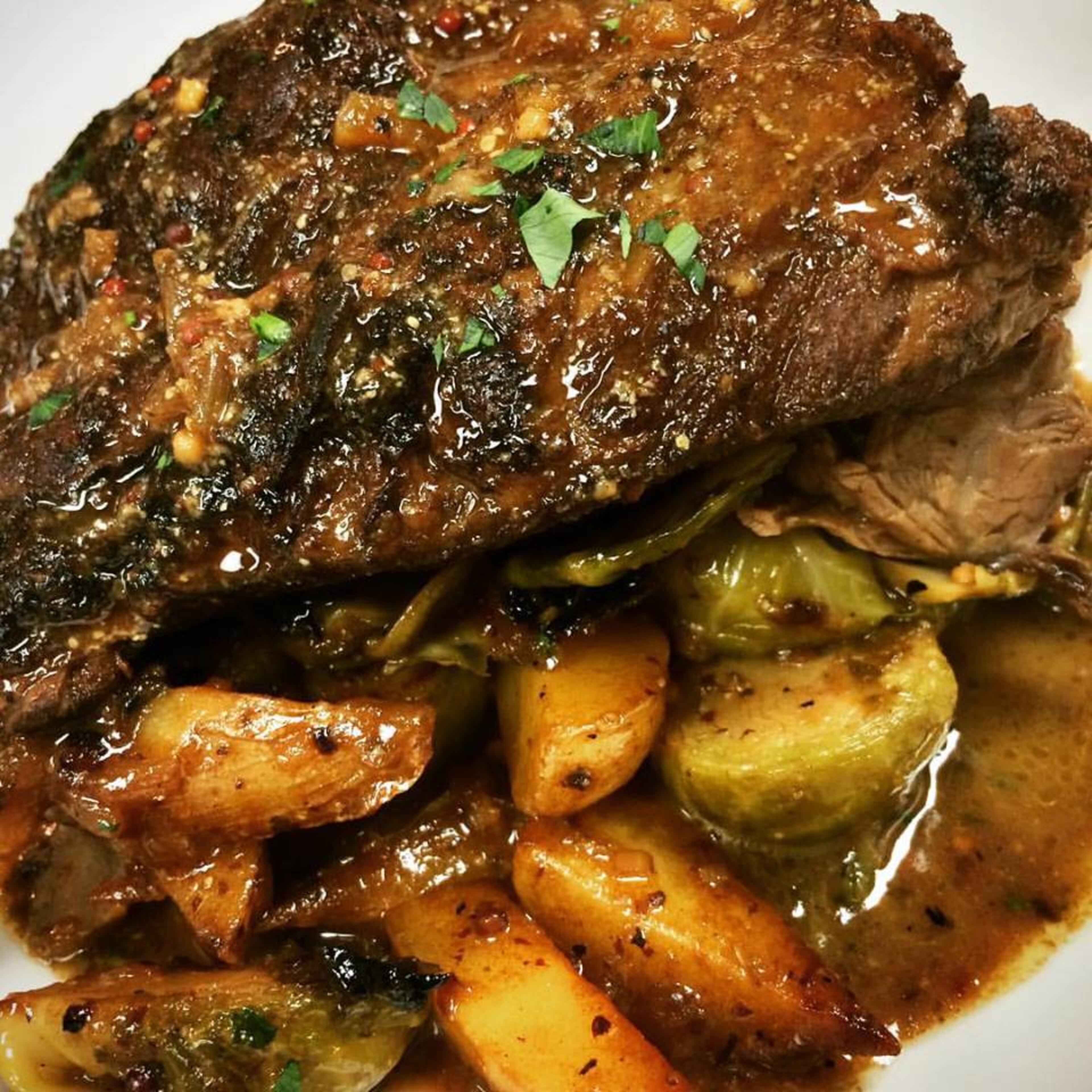 Located in Brookhaven, Smash Kitchen and Bar served up chophouse-style cuisine since 2013.