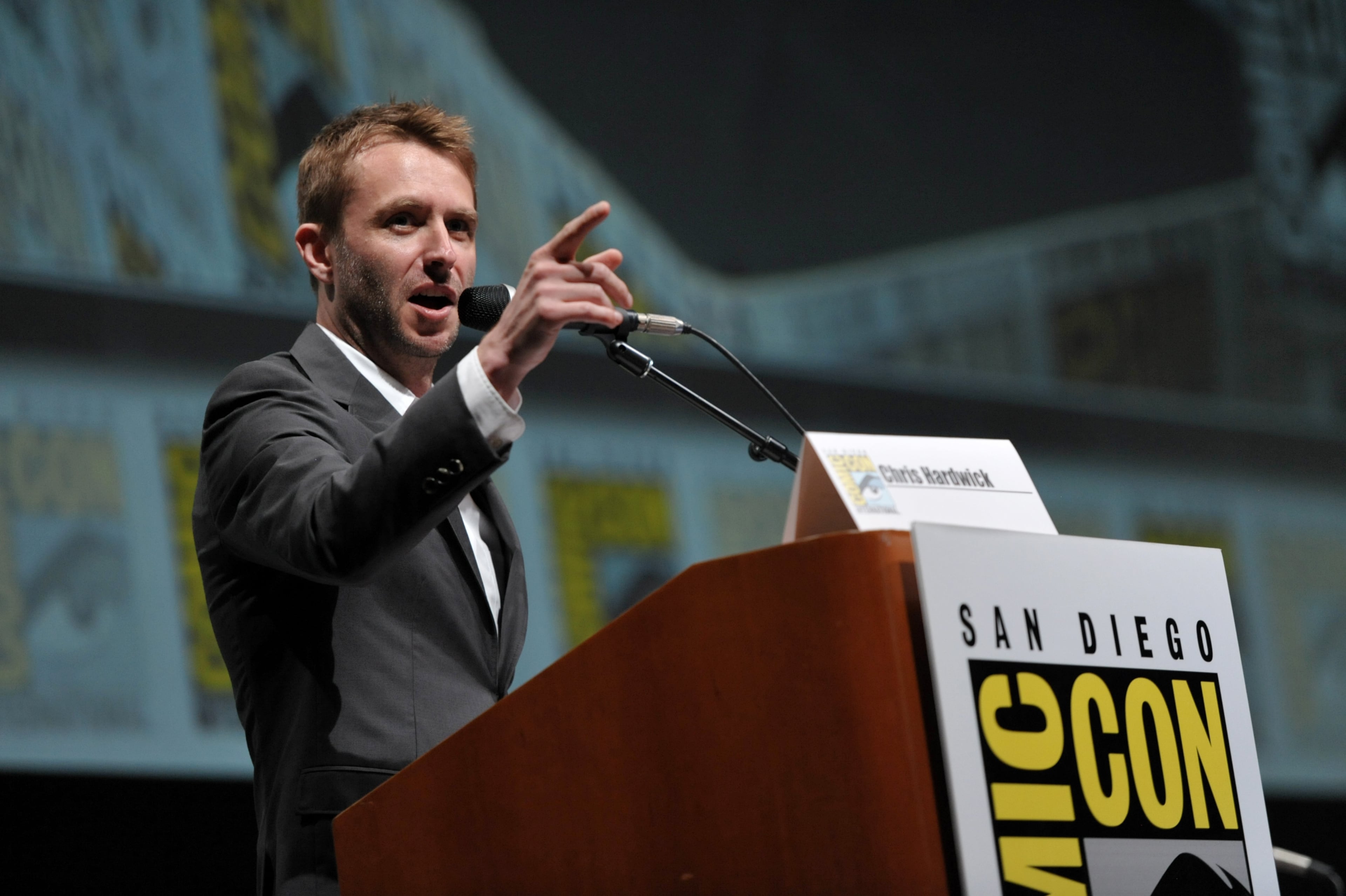 Chris Hardwick cracks wise at the Punchline on June 20-21. (Associated Press file)