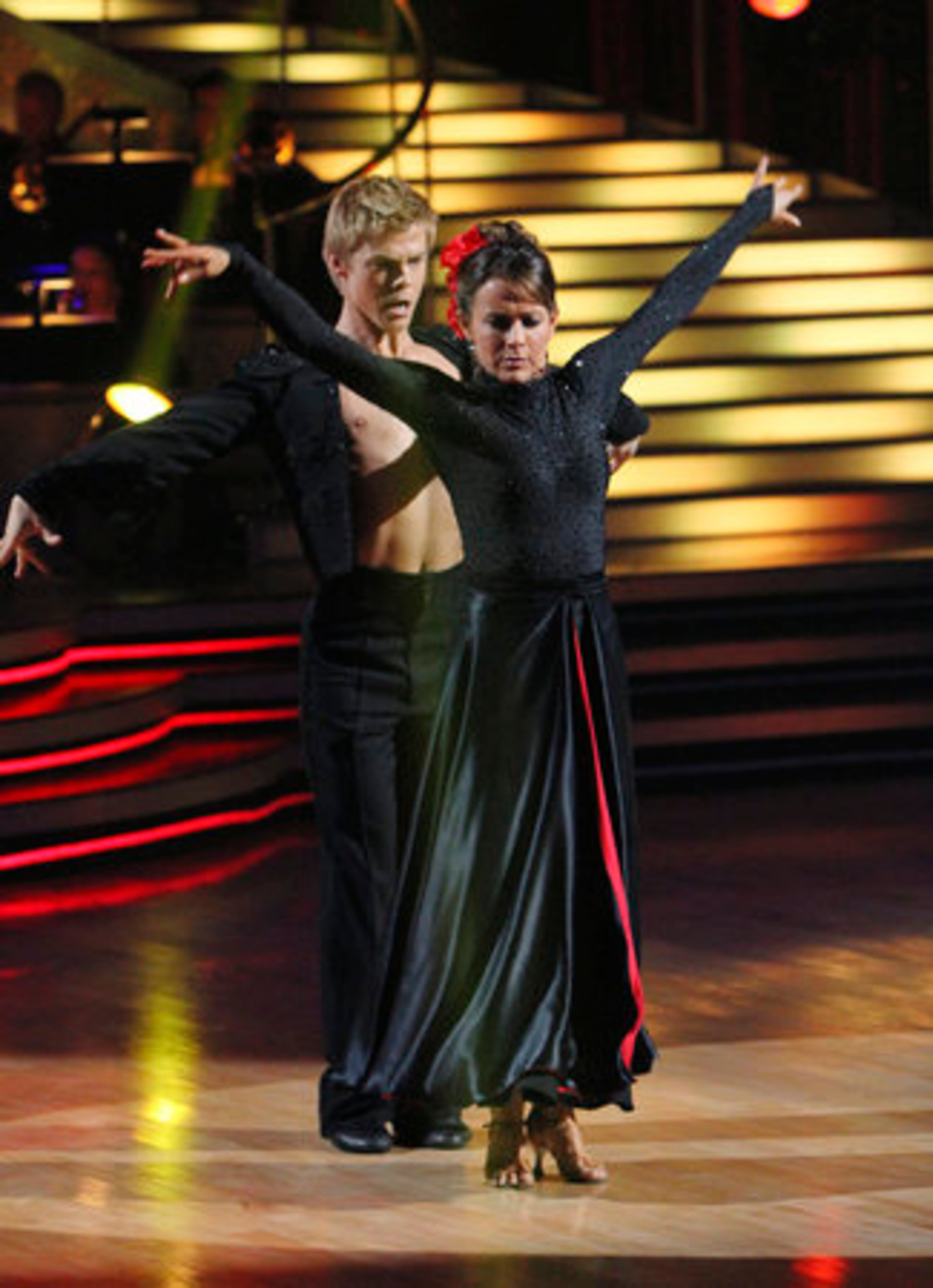 Season 11: JENNIFER GREY beat Kyle Massey and Bristol Palin