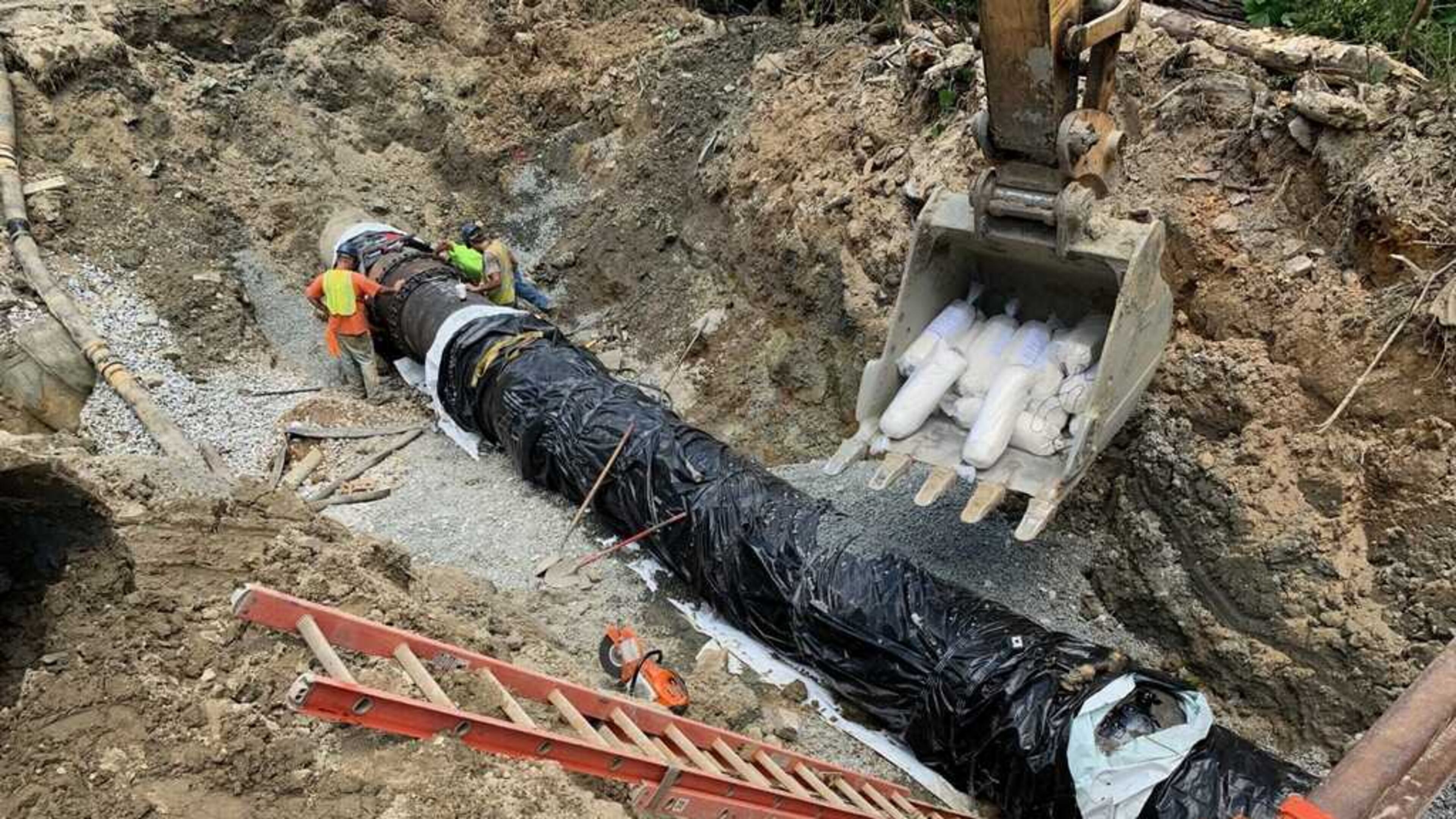 Fulton County crews are scheduled to begin work to replace a water line that runs through Martin’s Landng subdivision in Roswell.