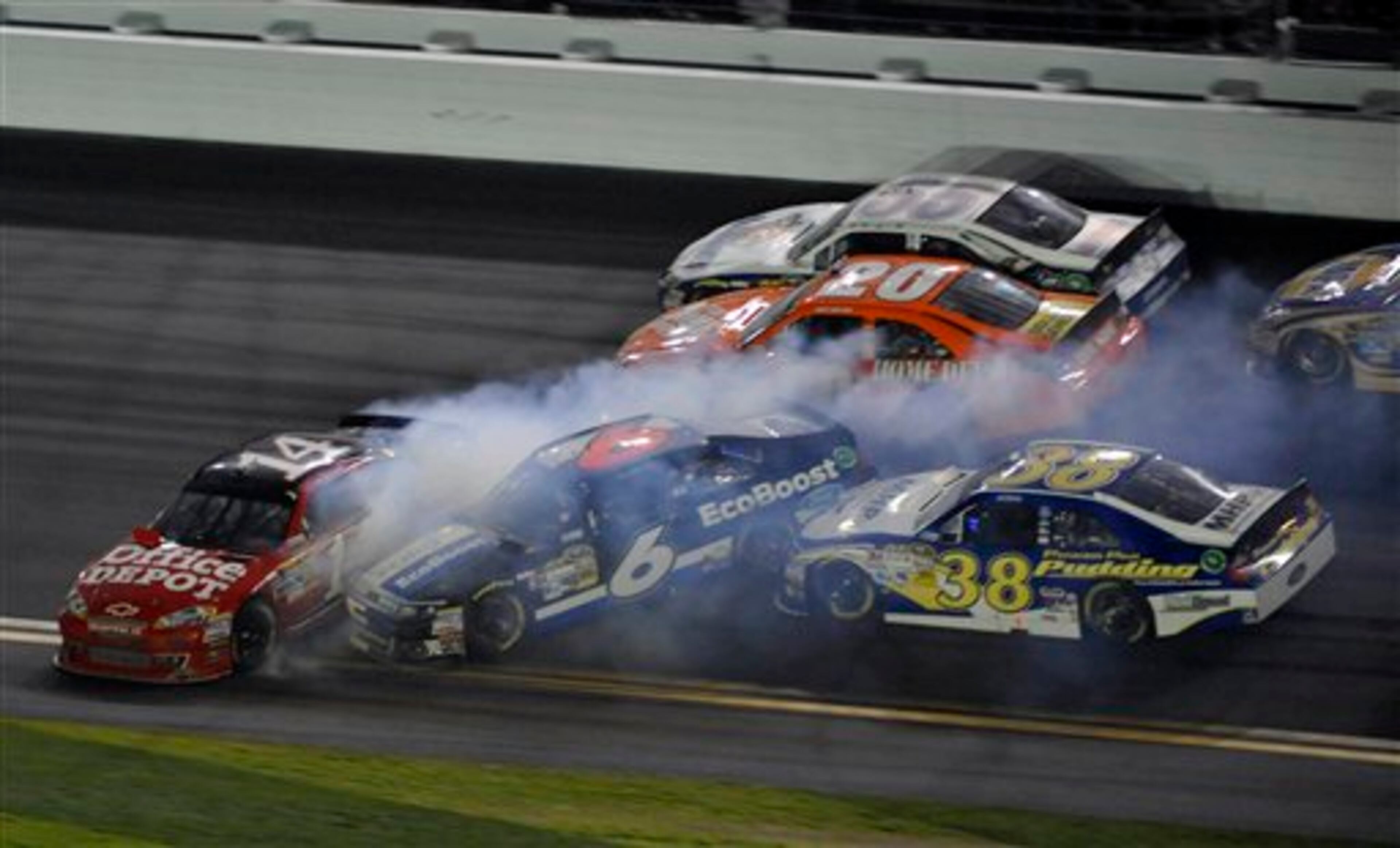 Matt Kenseth won his second Daytona 500, holding off Dale Earnhardt Jr. to end one of the more bizarre races in NASCAR history.
