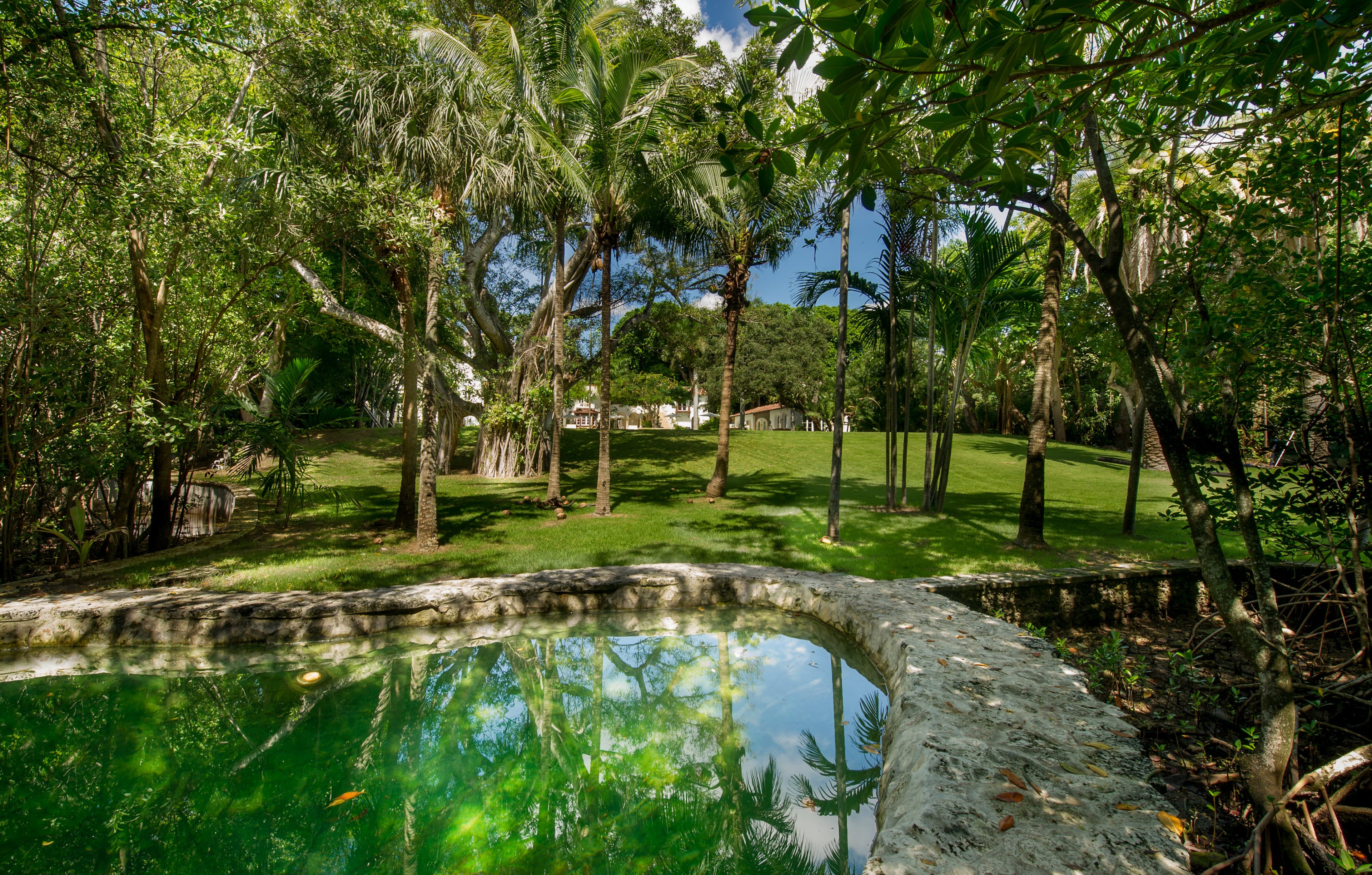 The property also has a unique spring-fed pond nestled among a beautiful assortment of palms, trees and foliage. For more information, please visit http://www.coldwellbanker.com/property?countryId=1&freeTextAddress=Miami%2C+FL&radius=0&minPrice=&maxPrice=&numberOfBeds=Any&numberOfBaths=Any&keywords=la+brisa&newlyListedDays=1&streetAddress=&mls=&acreage=Any