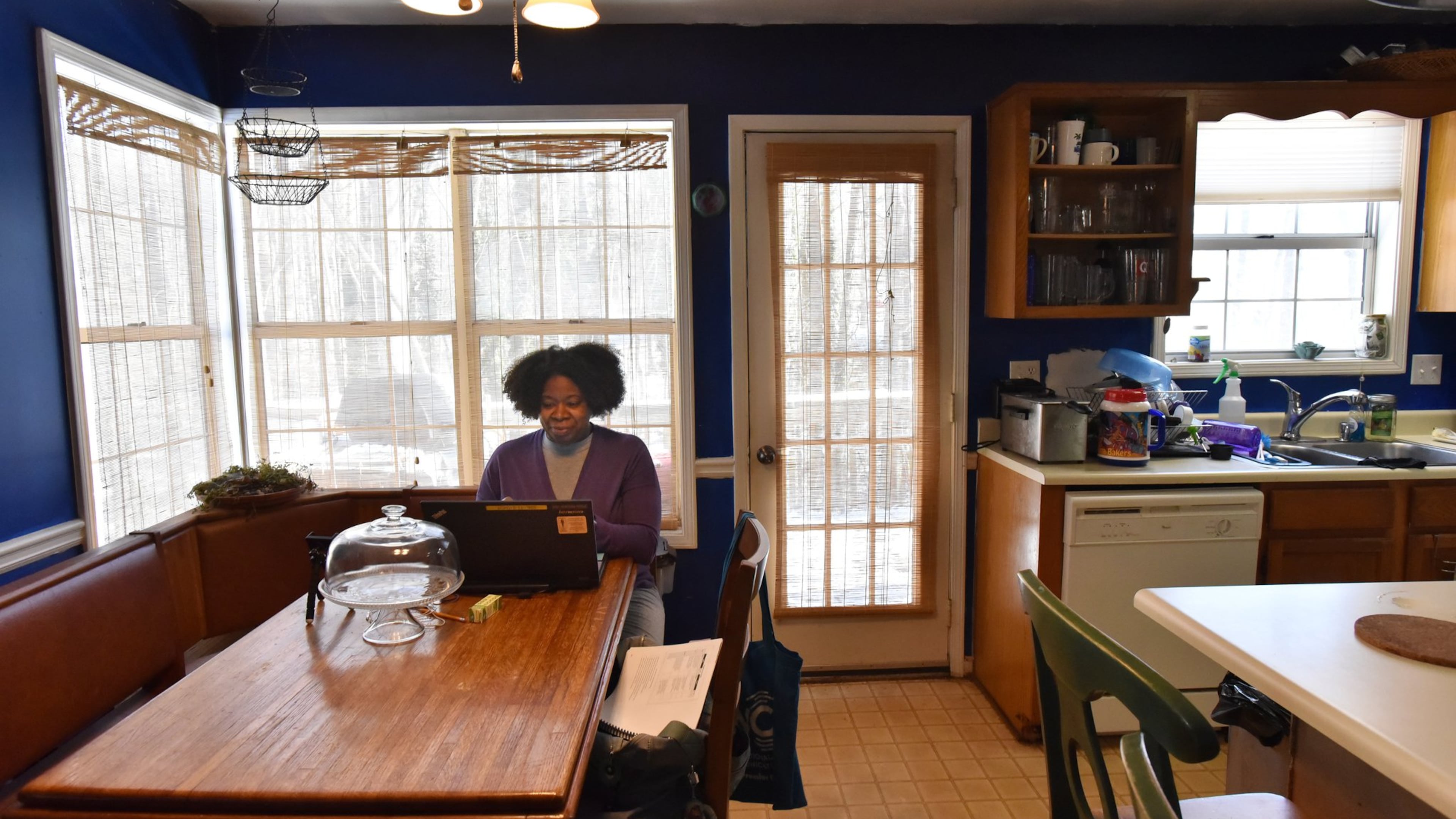 January 18, 2018 Lawrenceville - Paula Richards-Bell, 8th grade teacher at Jordan Middle School, is in a live chat session with her students using eCLASS portal at her home in Lawrenceville on Thursday, January 18, 2018. Gwinnett County schools, the largest school district in the state, launched its Distance Learning program on Jan. 8. The threat of icy streets and frigid temperatures forced administrators to close schools for the fourth day of the school year. It had already used up its three allotted “snow days” when Tropical Storm Irma bore down on the metro area. HYOSUB SHIN / HSHIN@AJC.COM