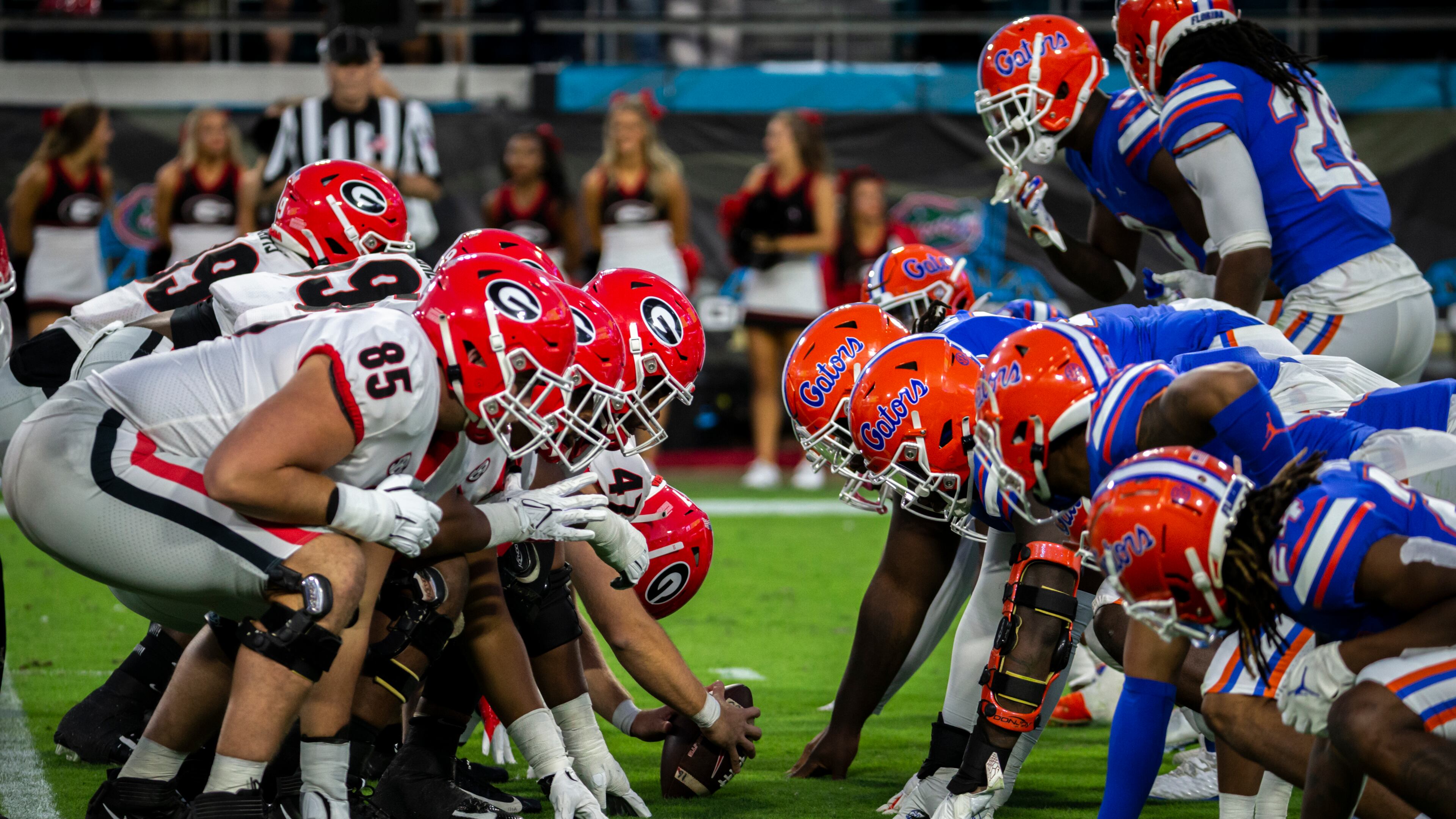 Georgia and Florida line up at the line of scrimmage during the second half of an college football game, Saturday, Oct. 30, 2021, in Jacksonville, Fla. (Stephen B. Morton/Atlanta Journal-Constitution)