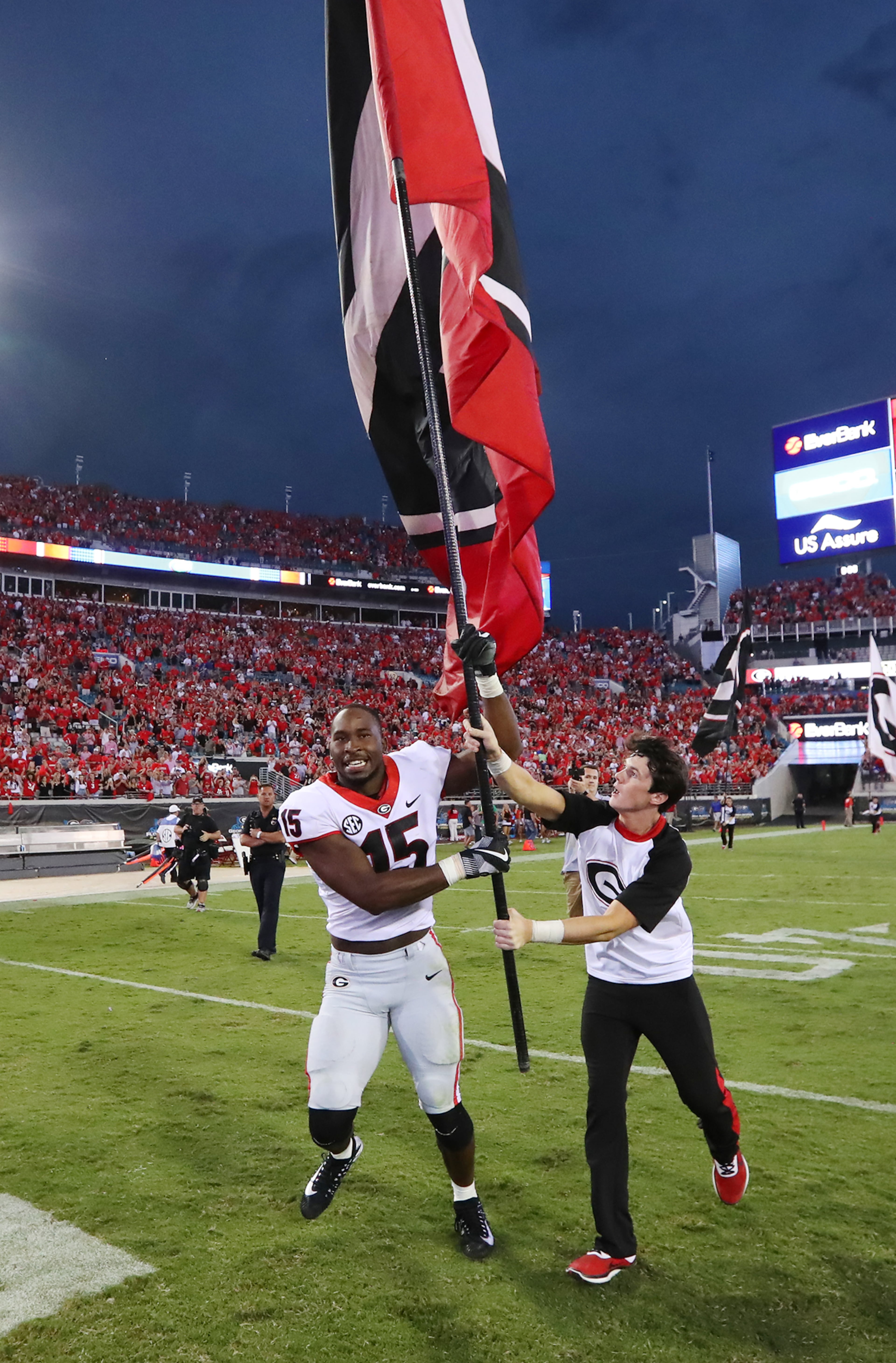 October 28, 2017 Jacksonville: Georgia linebacker DâAndre Walker celebrates beating Florida 42-7 in a NCAA college football game on Friday, October 27, 2017, in Jacksonville. Georgia beat Florida 42-7. Curtis Compton/ccompton@ajc.com