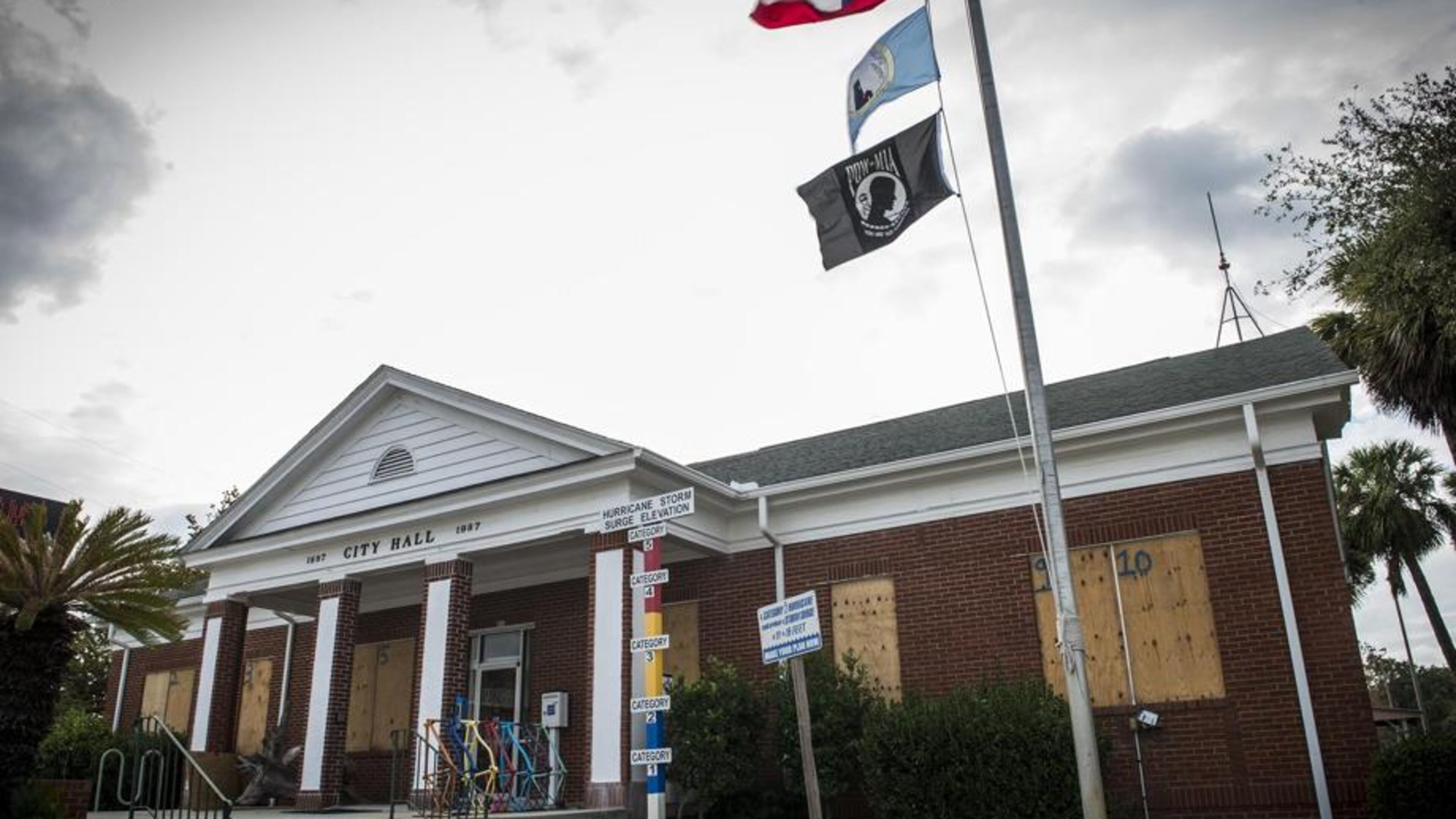 Georgia preps for hurricane