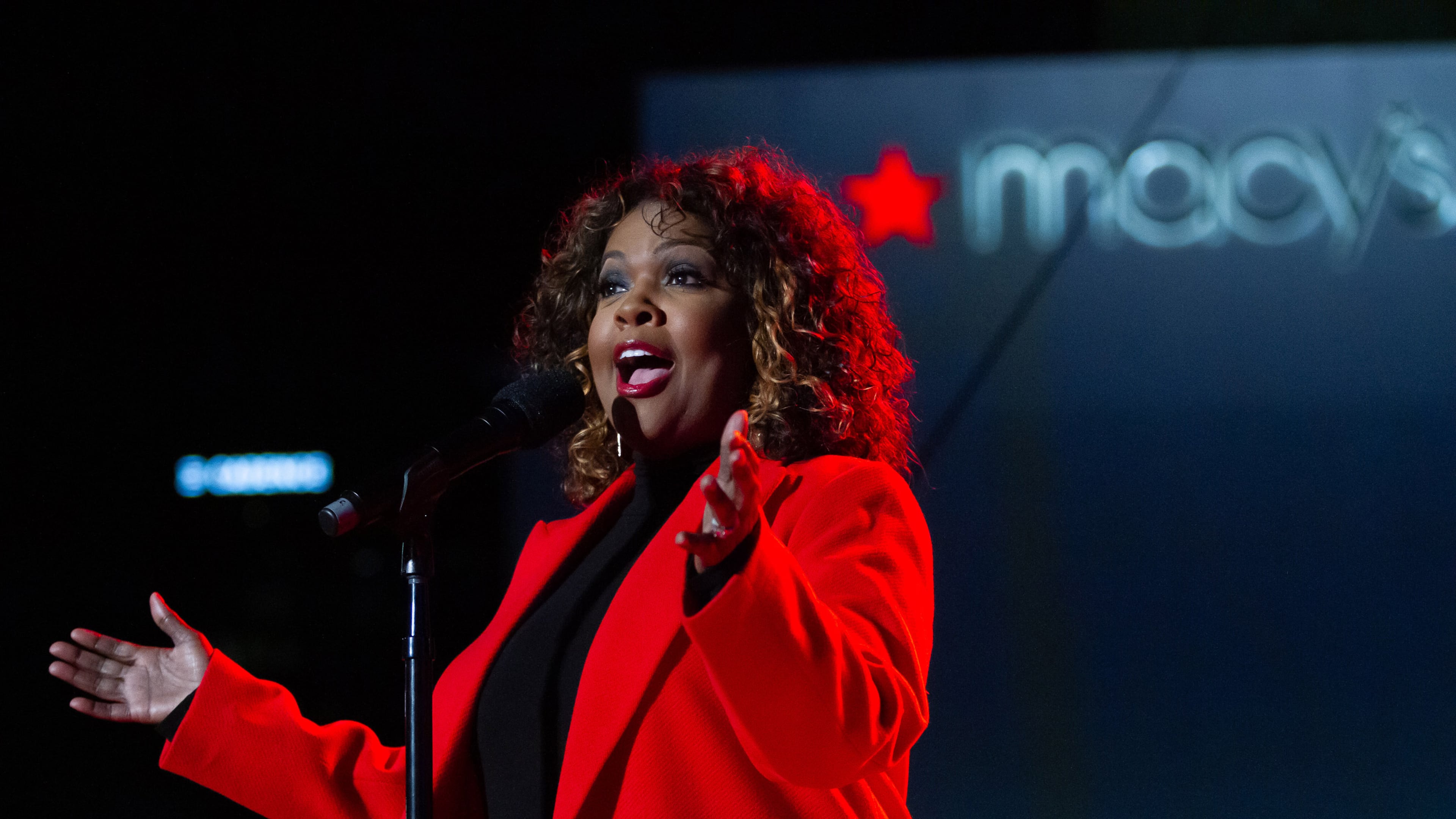 CeCe Winans performs before the tree lighting during the Macy's 72nd Great Tree Lighting Ceremony Sunday, November 24, 2019. STEVE SCHAEFER / SPECIAL TO THE AJC