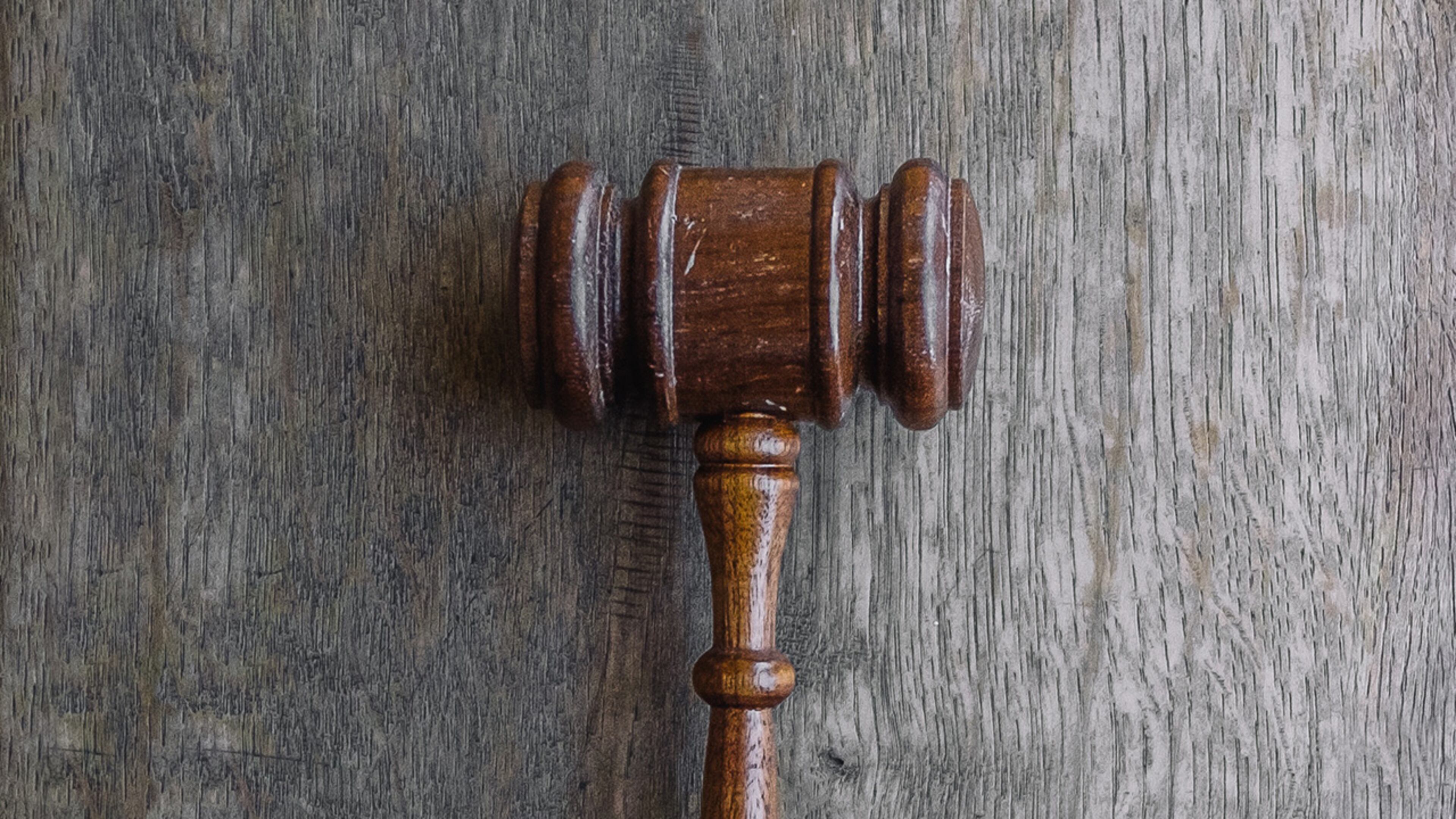 A woman says she was kicked out of traffic court for breastfeeding her 3-month-old baby.