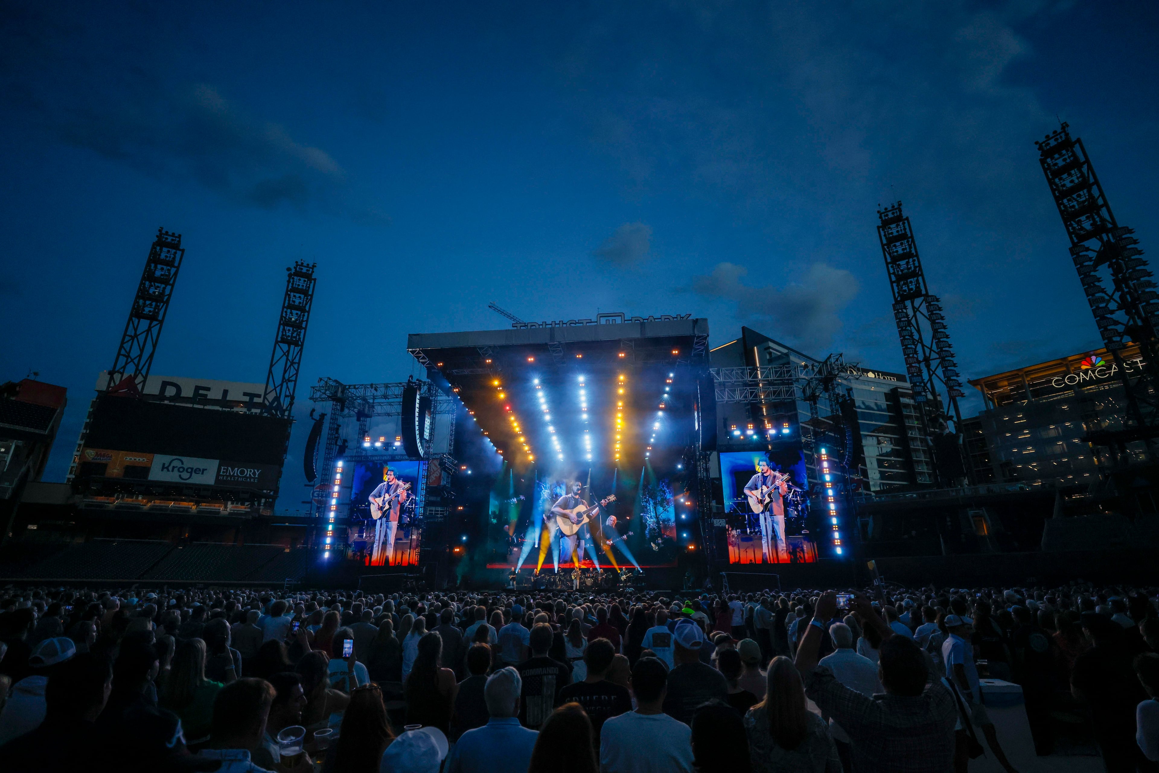 The Truist show is only the Eagle’s second outside of Vegas since June 2024. (Miguel Martinez/AJC)