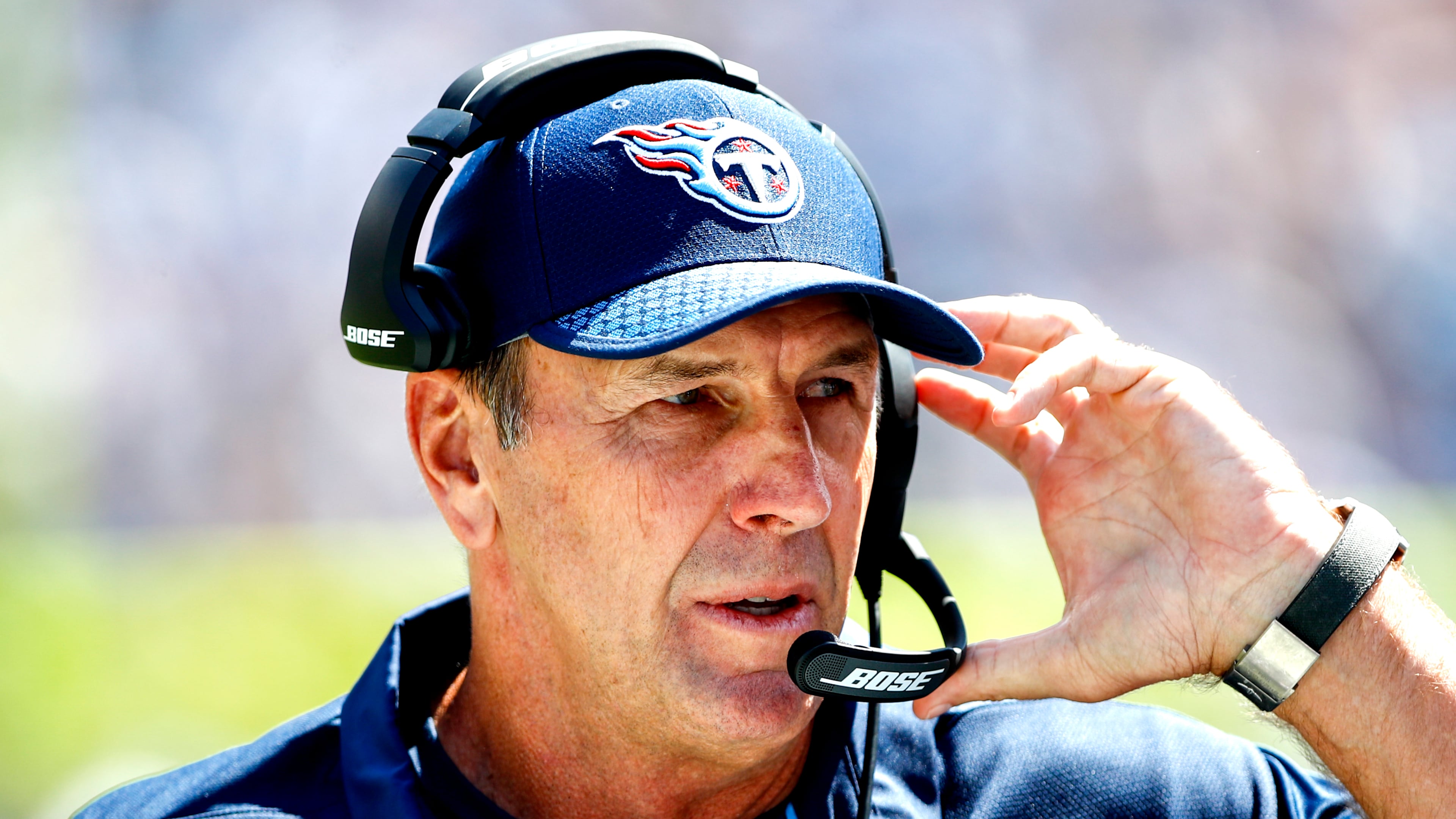 NASHVILLE, TN- SEPTEMBER 10: Head coach Mike Mularkey of the Tennessee Titans looks on during action against the Oakland Raiders in the first half at Nissan Stadium on September 10, 2017 In Nashville, Tennessee. (Photo by Wesley Hitt/Getty Images) )