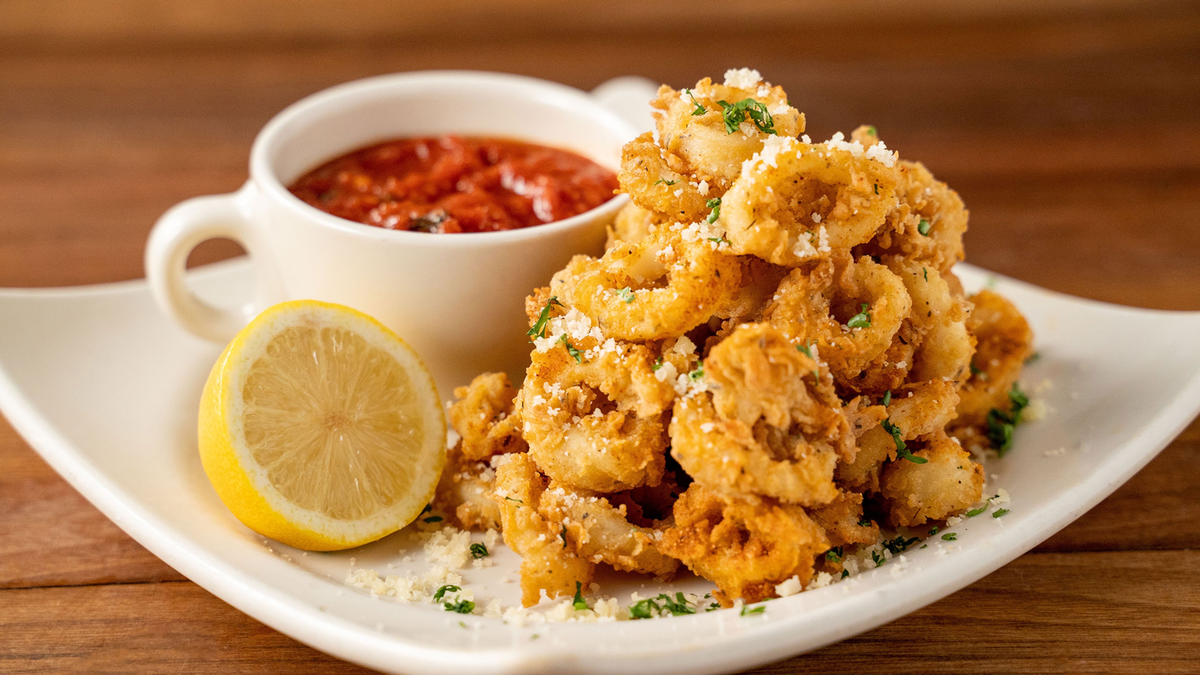 J. Alexander’s Calamari with Marinara Sauce
Courtesy of Bert White