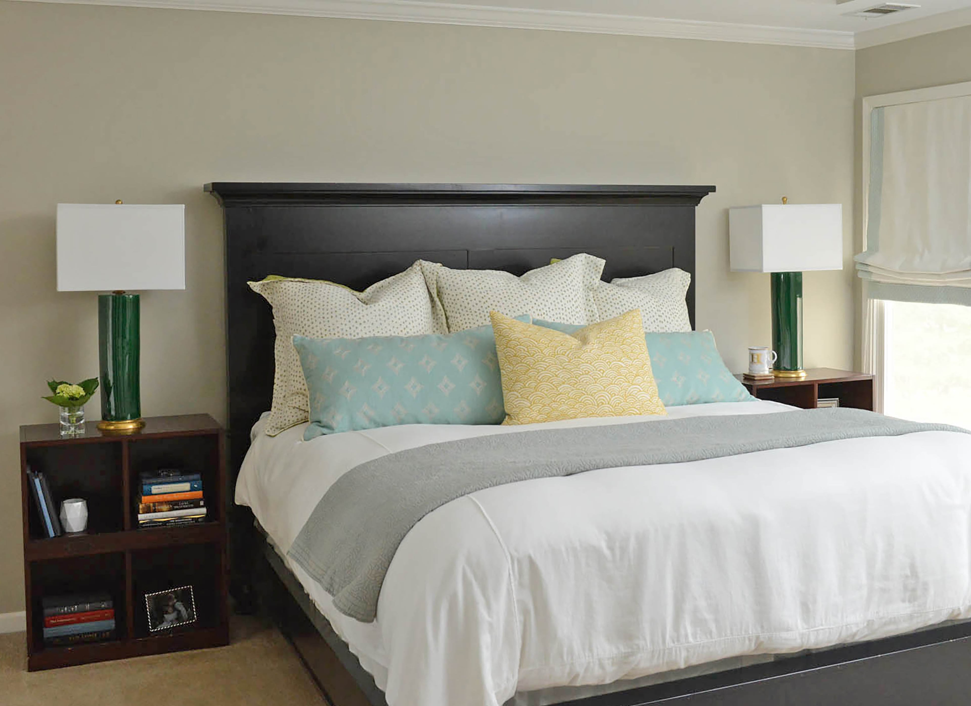 The master bedroomââ¬â¢s ceiling have extra details, and the bed from RH is accented by pillows in fabrics by Jane Shelton and LuluDK by Duralee. The lamp are from Port 68 and the shades and drapes are made of fabric from Fabricut and trim from Schumacher. Text by Shannon Dominy/Fast Copy News Service.
(Christopher Oquendo/www.ophotography.com)