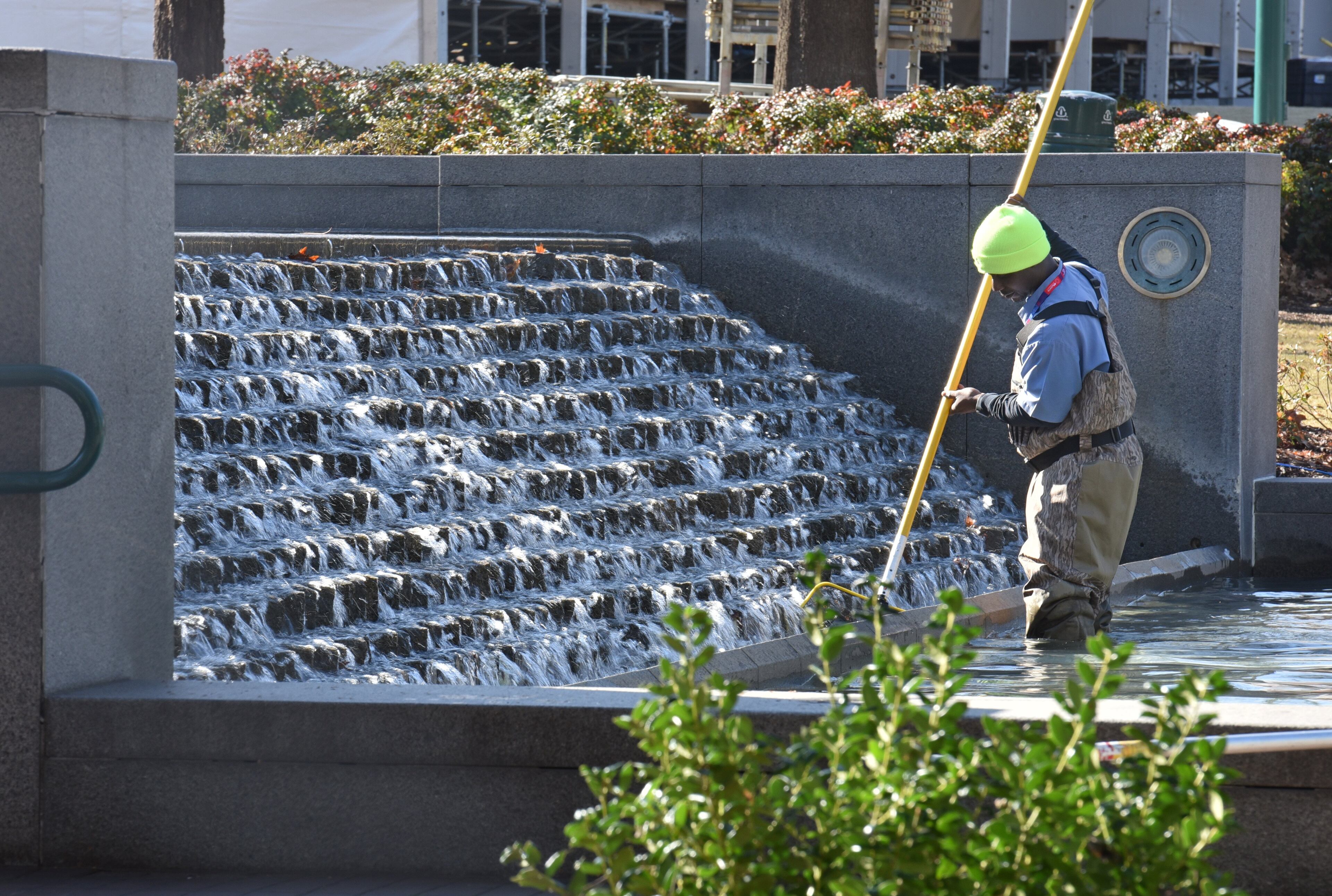 January 16, 2019 Atlanta - A worker cleans up fountains in Centennial Olympic Park in downtown Atlanta on Wednesday, January 16, 2019. Atlanta faces a test on Super Bowl Sunday and the question with less than a month to go before the big game is this: Is the city ready? The city budgeted some $10 million last year for police, fire and other items to assist with the big game. HYOSUB SHIN / HSHIN@AJC.COM