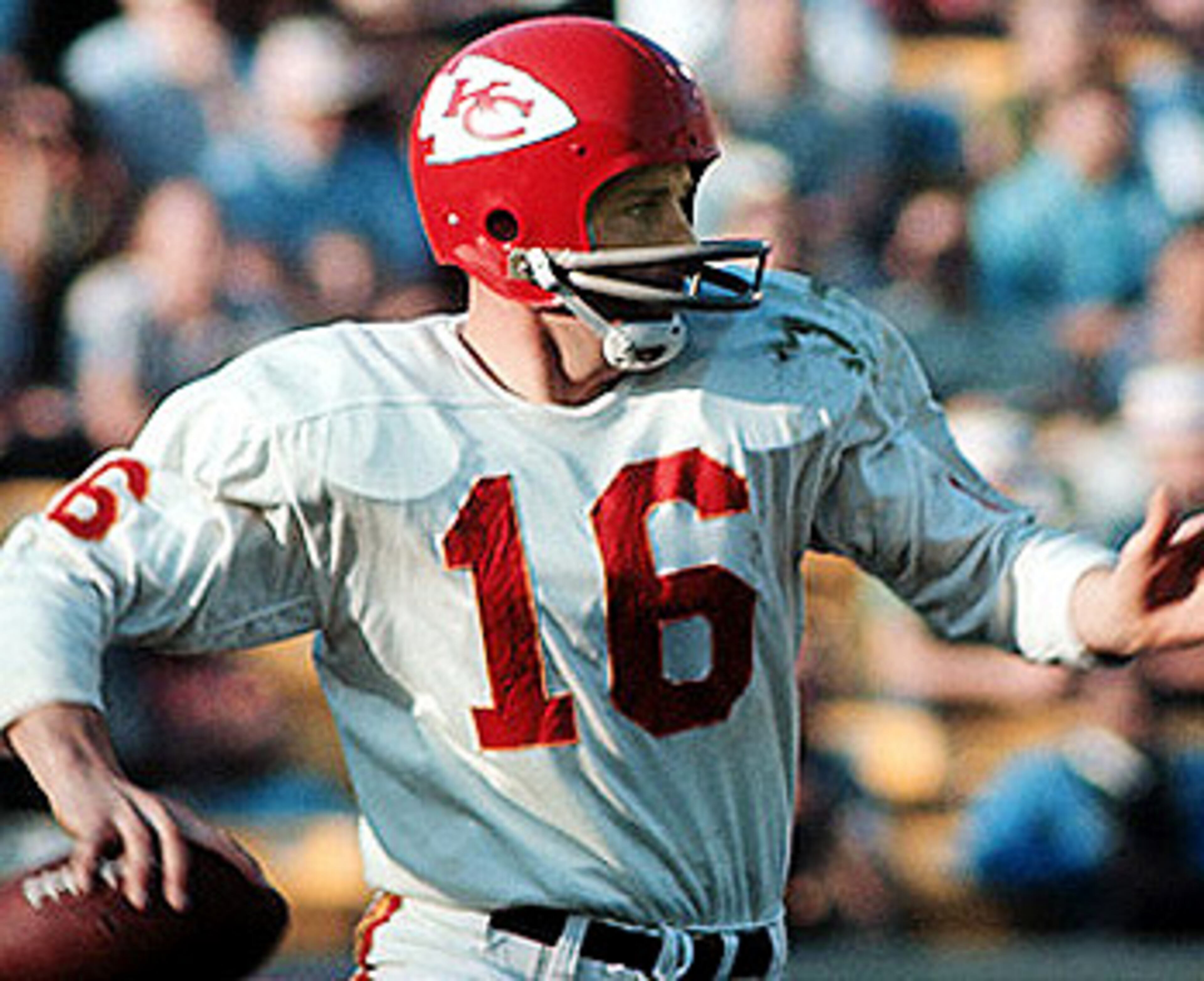 Kansas City Chiefs legend Len Dawson played to the age of 40, After a slow start to his career, he helped the Chiefs win a Super Bowl and was the NFL's highest-rated passer 10 years in a row. He's in the Pro Football Hall of Fame.