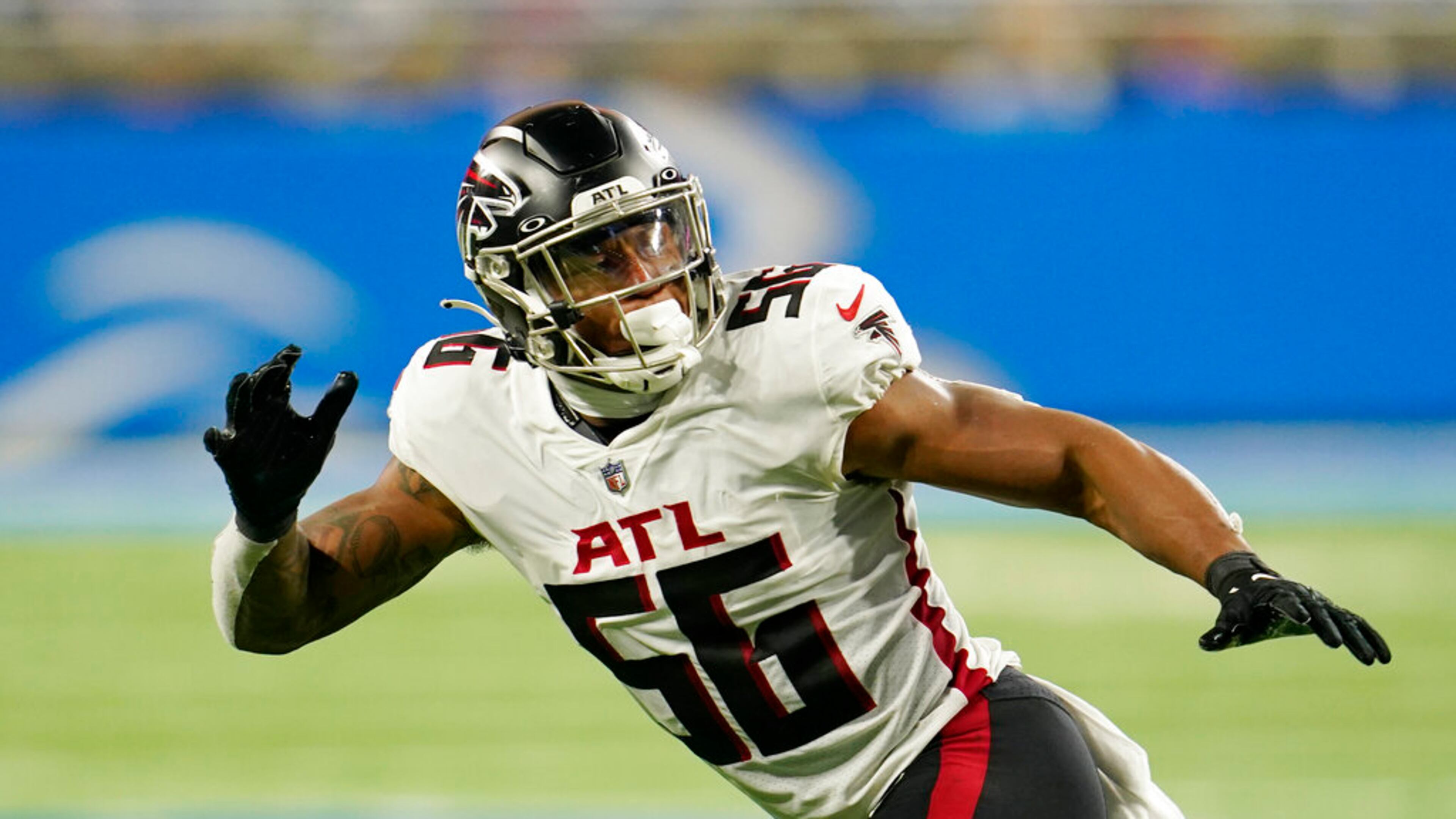 Linebacker Quinton Bell was among 18 players signed to reserve/future contracts Monday. (AP Photo/Paul Sancya)