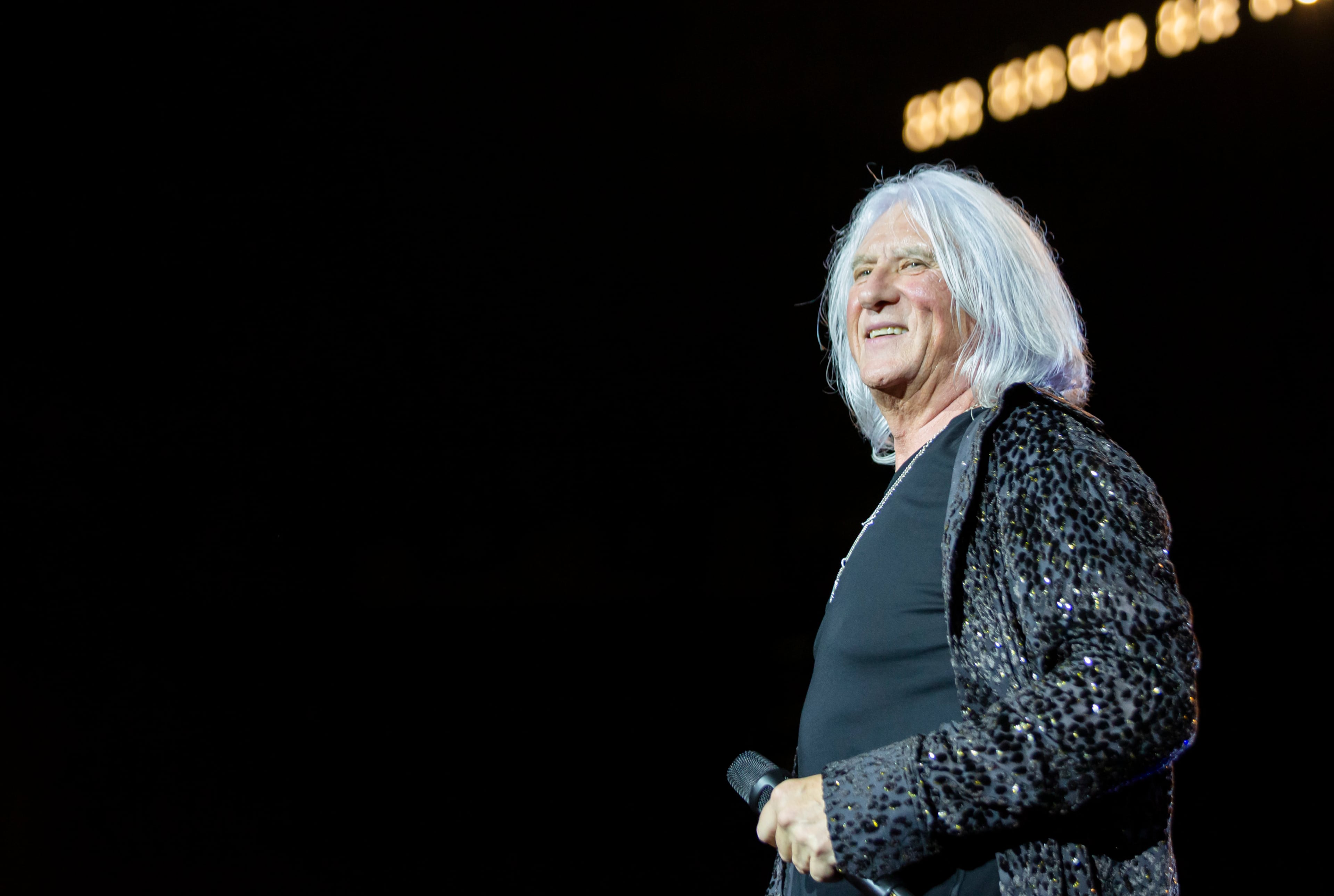 Def Leppard rocks the crowd with all the hits spanning their 48 year career at Truist Park in Atlanta on Saturday, July 13, 2024. (RYAN FLEISHER FOR THE ATLANTA JOURNAL-CONSTITUTION)