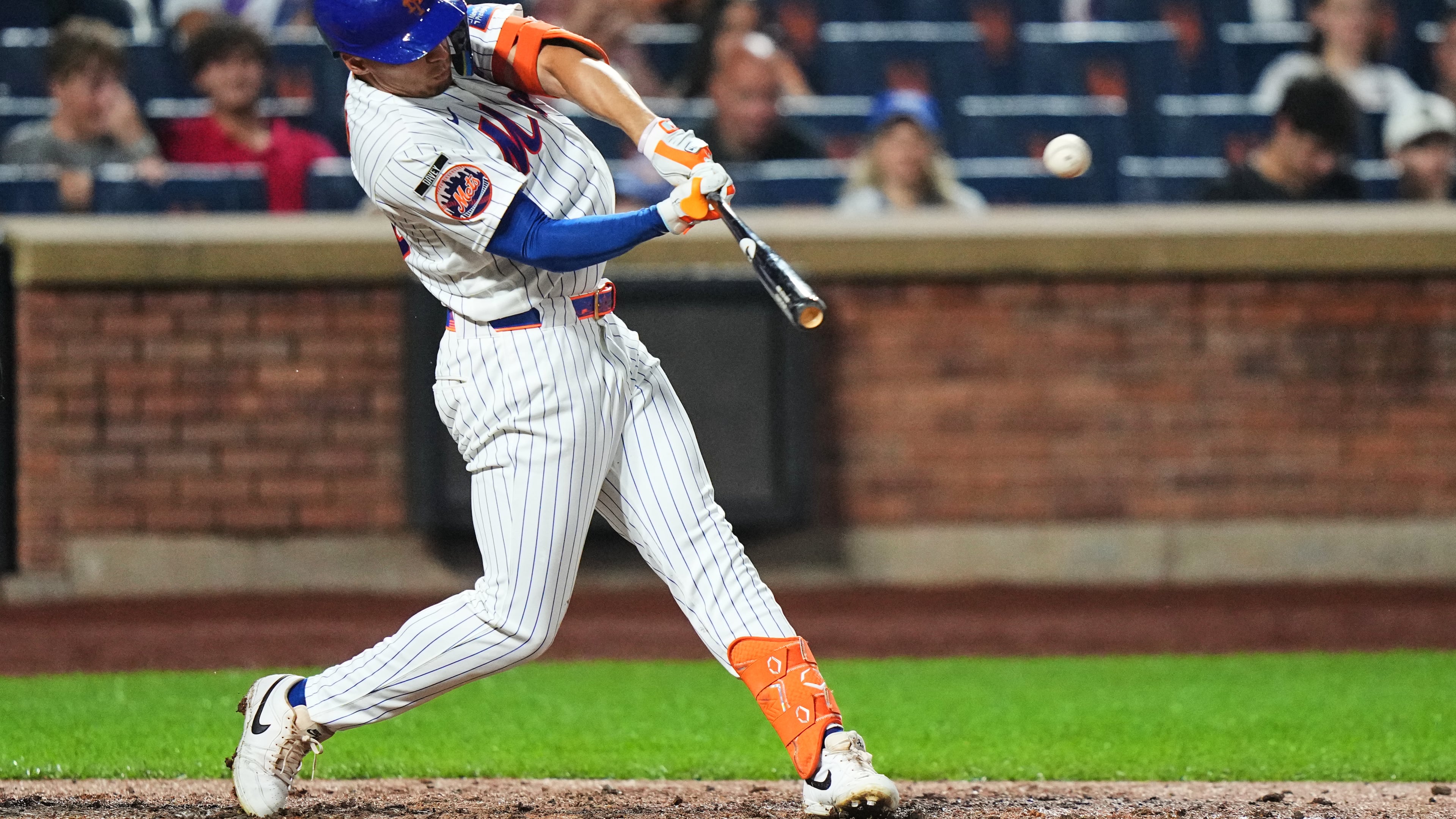 New York Mets' Tyrone Taylor hits a three-run home run during the seventh inning of a baseball game against the Atlanta Braves Monday, July 27, 2026, in New York. (AP Photo/Frank Franklin II)