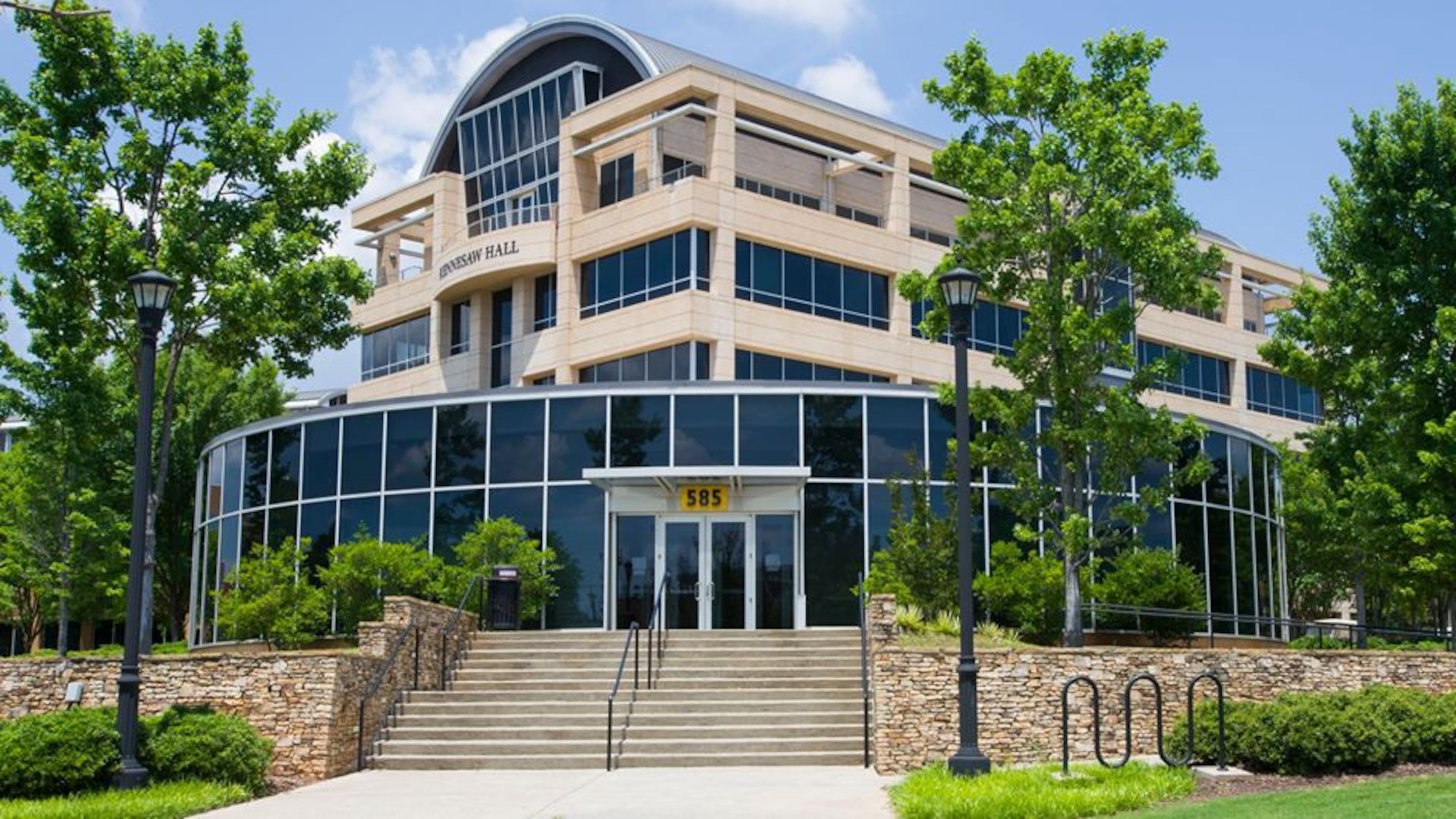 The Board of Regents has approved KSU’s request to offer a Bachelor of Science in Integrated Health Science for its WellStar College of Health and Human Services. KSU will begin offering the degree in the 2020-21 school year.