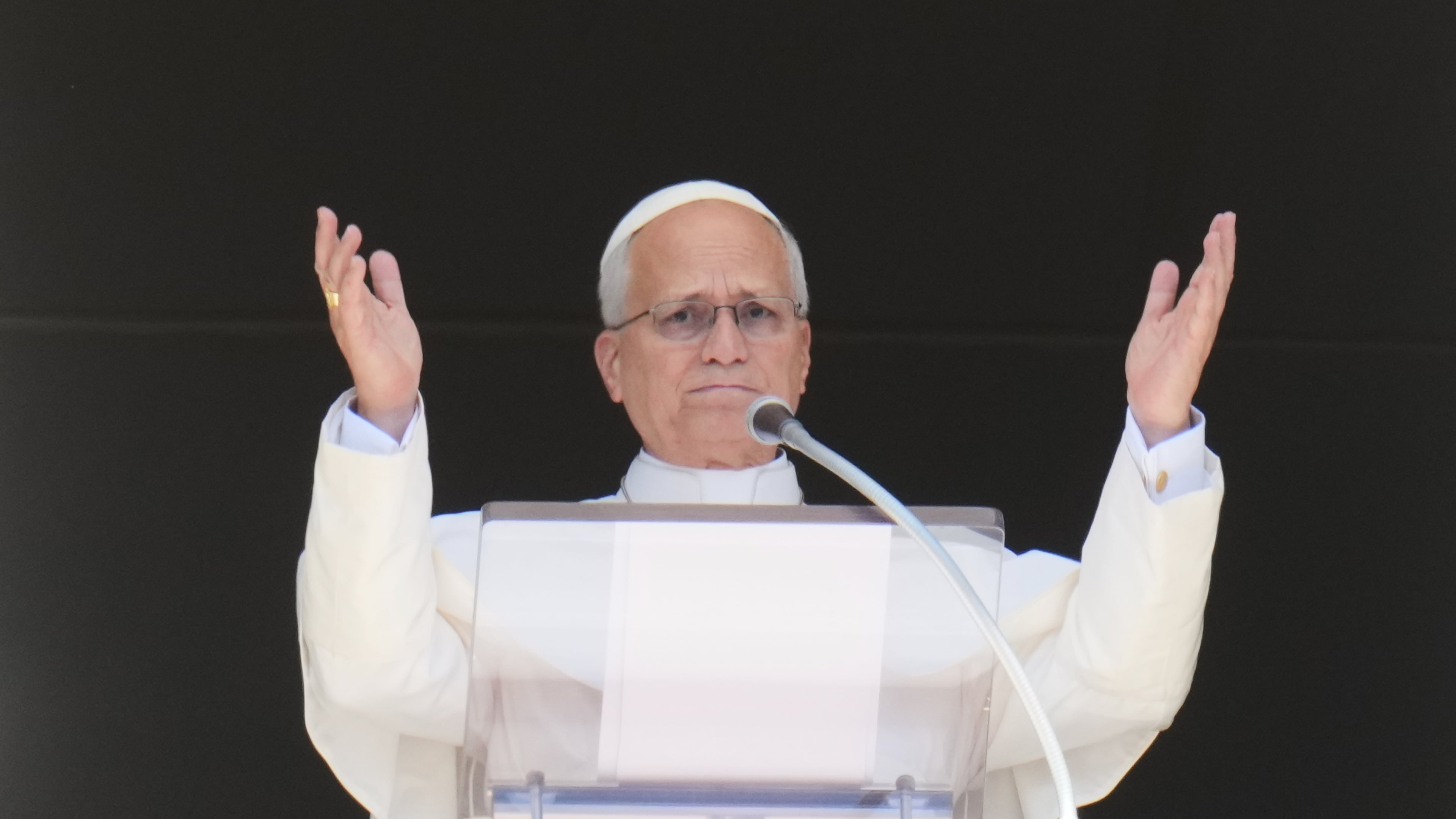 Pope Leo XIV delivers the Angelus noon prayer in St. Peter' s Square, at the Vatican, Sunday, Sept. 20, 2026. (AP Photo/Gregorio Borgia)