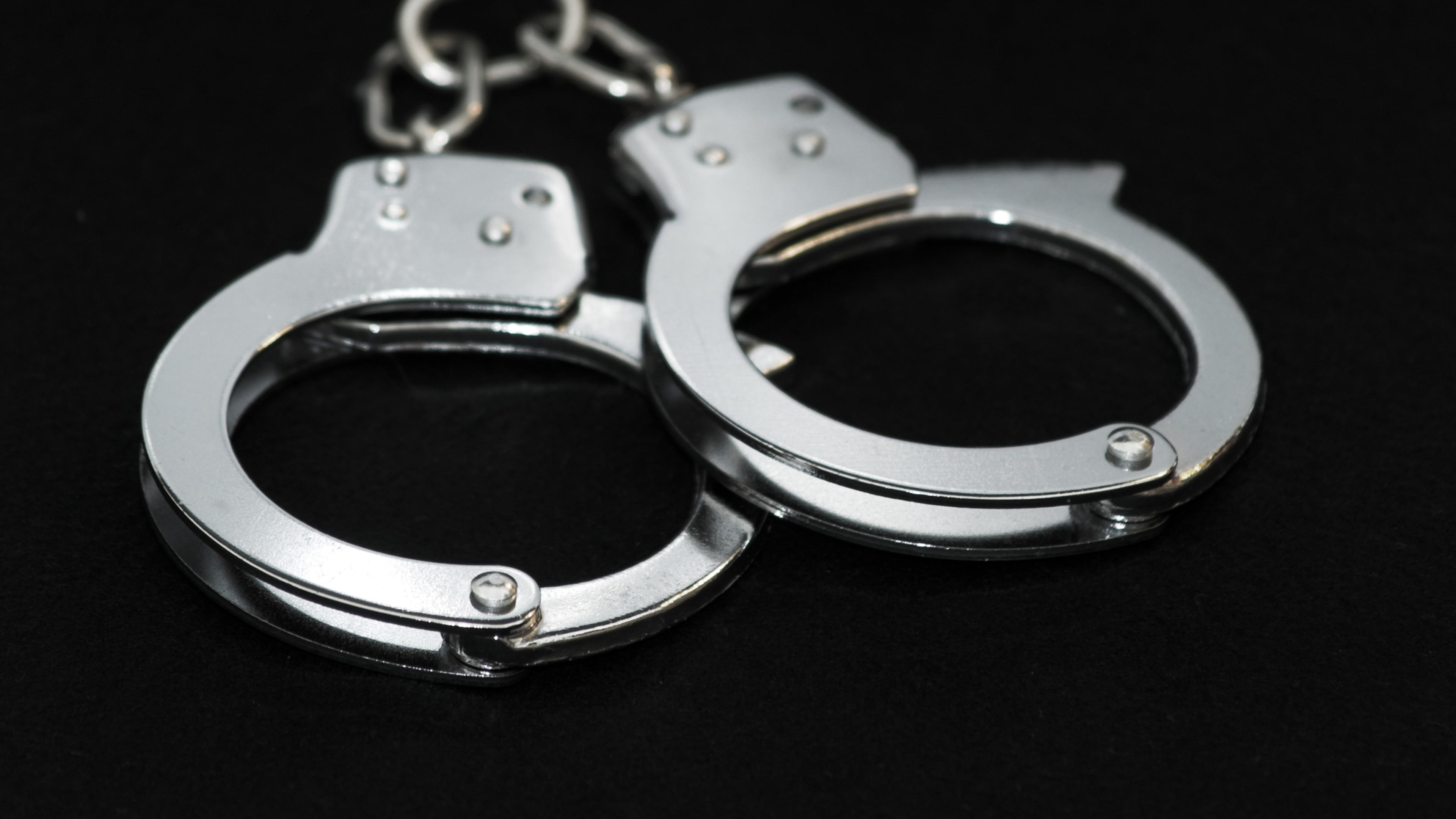 Fourteen people, including the entire upper echelon of the Colombo crime family, were charged in Brooklyn federal court Tuesday afternoon on an indictment that included counts of labor racketeering, extortion and money laundering, authorities said.