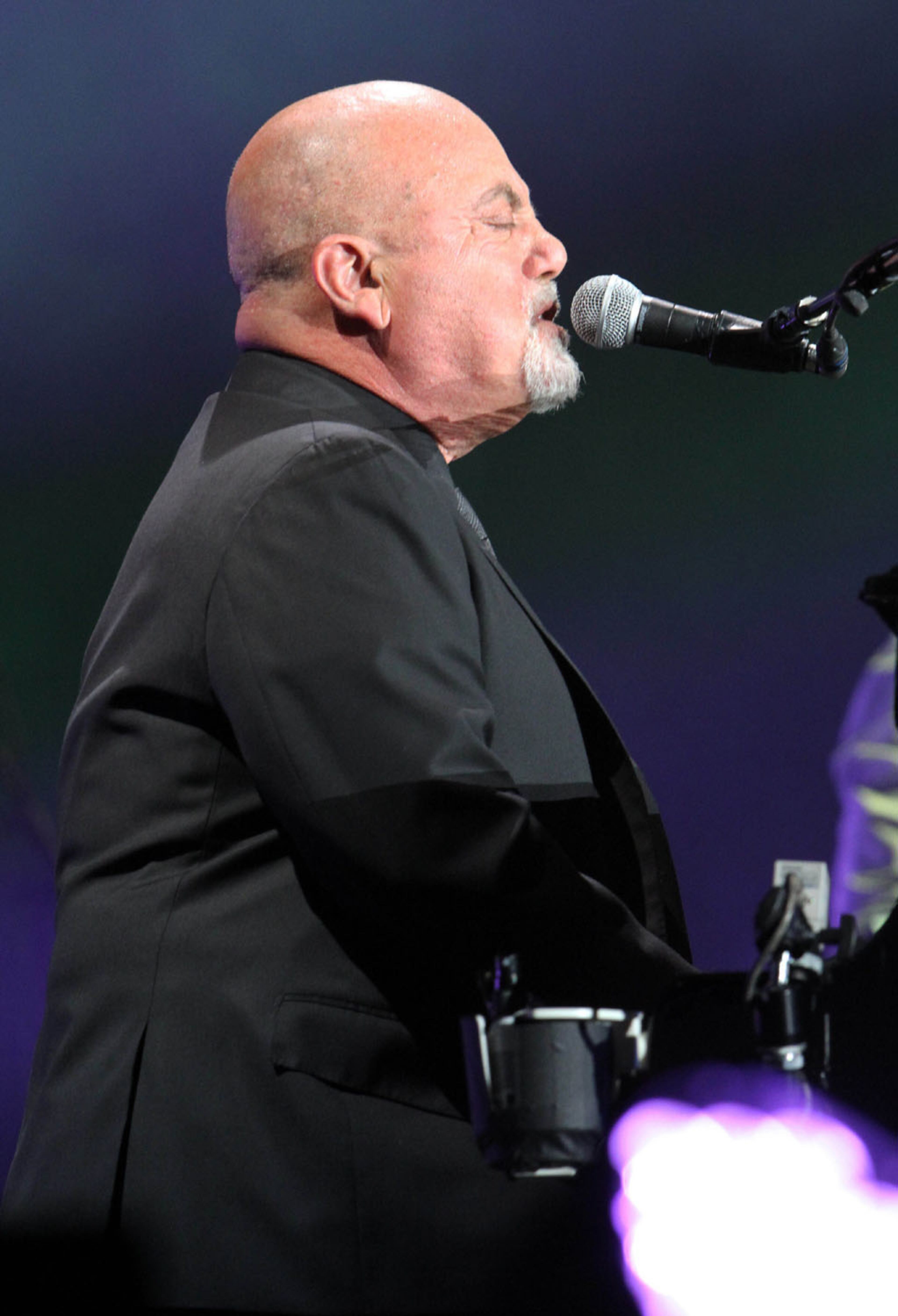 More than 37,000 people came to see Billy Joel on April 28, 2017. Photo: Robb Cohen Photography & Video /RobbsPhotos.com