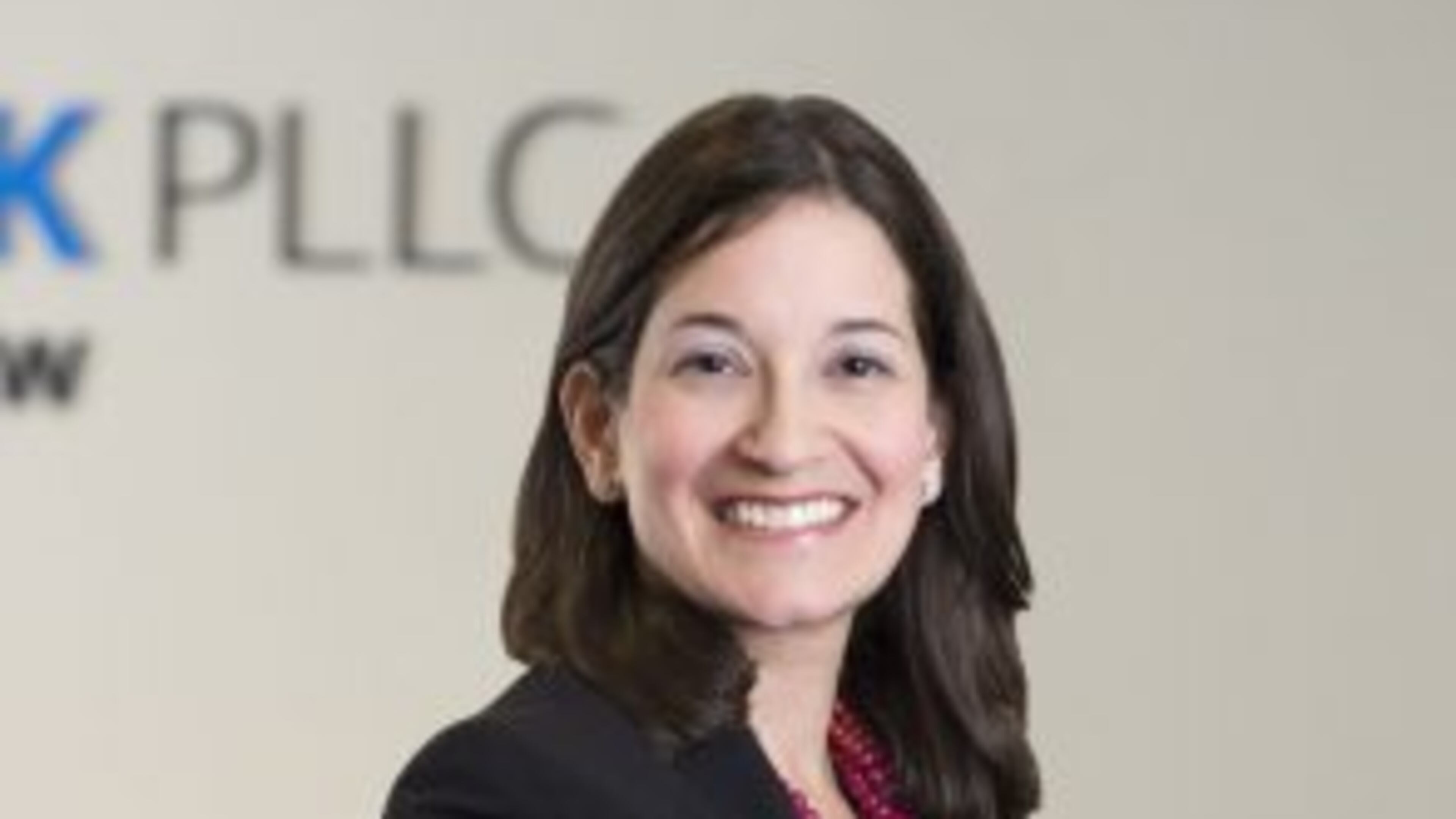 Partner Shayna Sacks with the Napoli Shkolnik law firm briefed Forsyth County commissioners on planned opioid crisis litigation. CONTRIBUTED