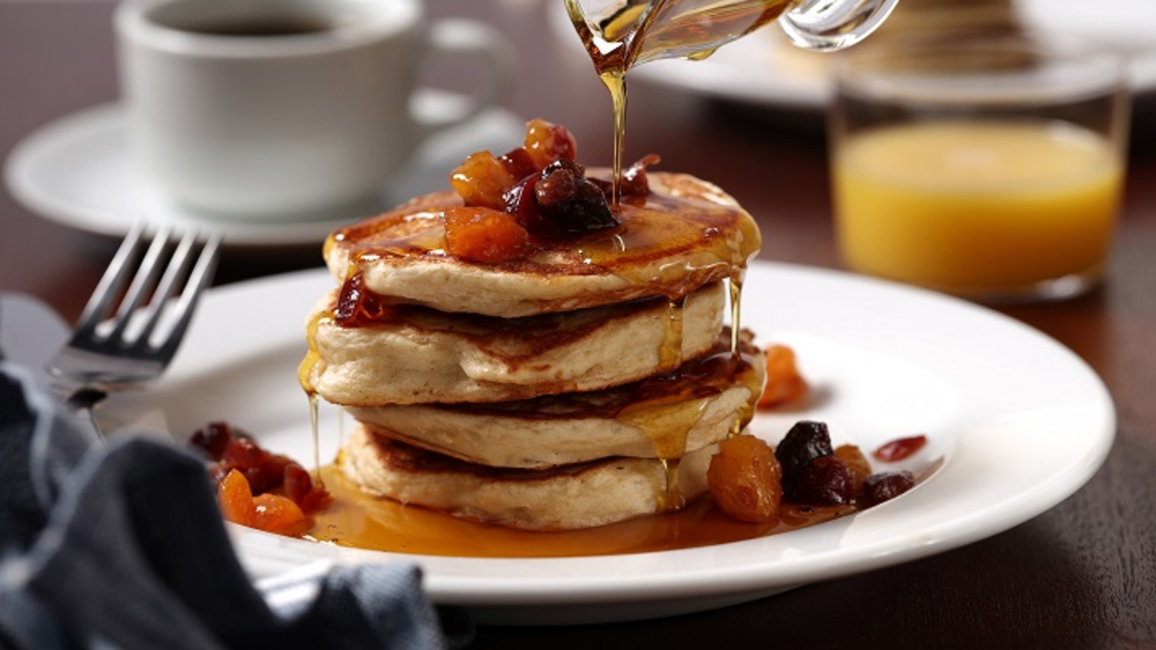 Sourdough pancakes make the cook looks like a hero because most of the preparation is done the night before. When overnight guests come to the breakfast table, the house smells delicious from the pancakes on the griddle. (Mark Graham / food styling) (E. Jason Wambsgans/Chicago Tribune/TNS)