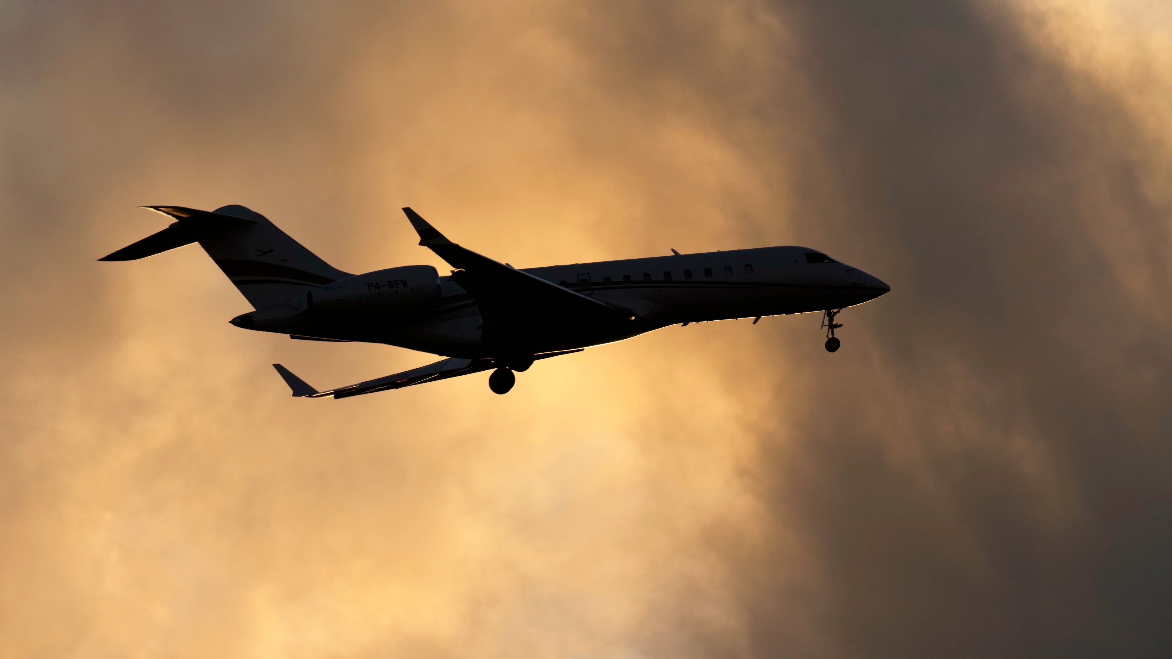 FILE - A Bombardier Global Express business jet approaches for landing in Lisbon, on June 13, 2023. (AP Photo/Armando Franca, File)