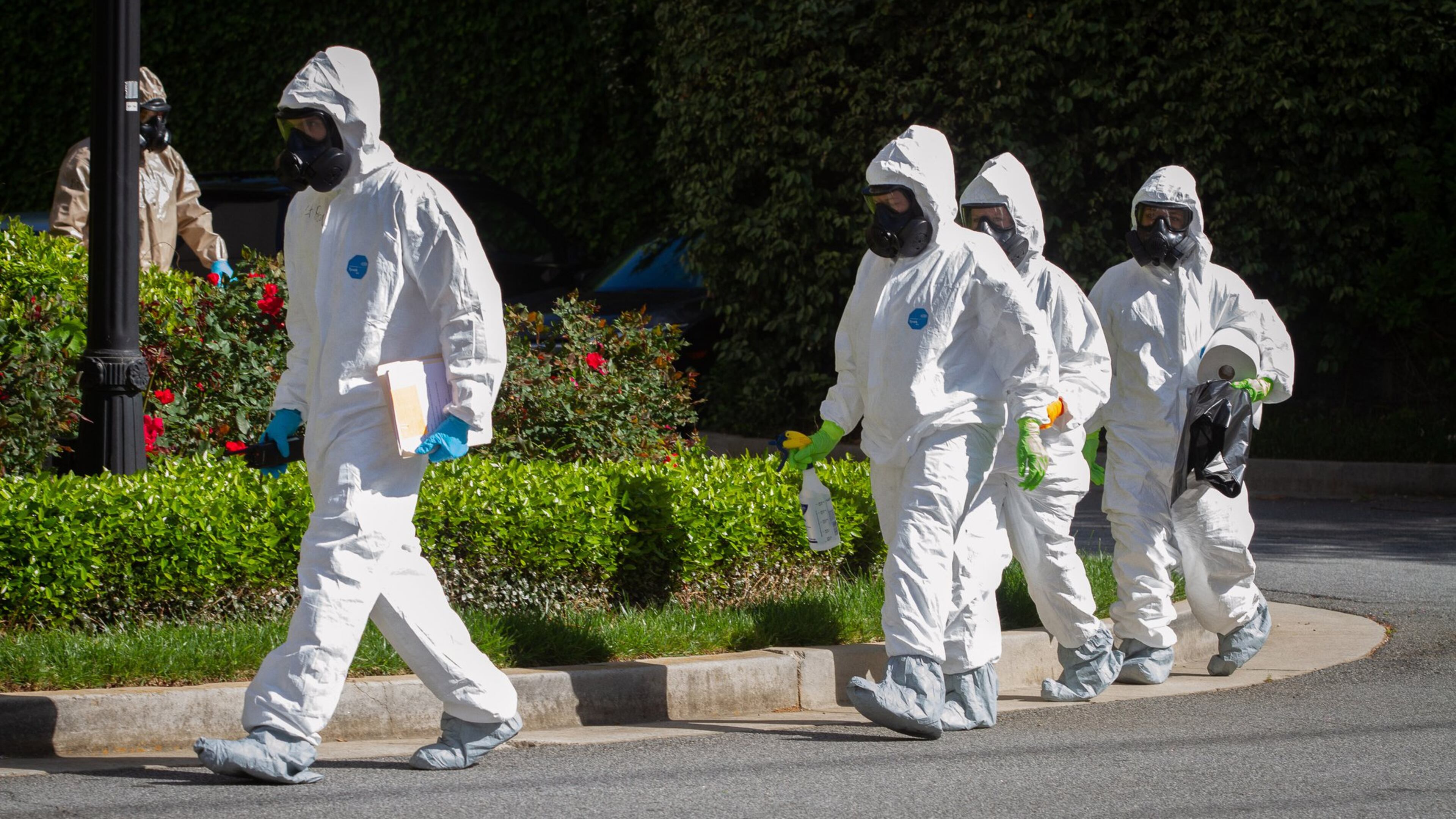 A Georgia Army National Guard unit on Friday cleaned a senior living facility in Buckhead. Gov. Brian Kemp has sent guard members to disinfect many long-term-care facilities, even those with no coronavirus outbreaks, as a preventative measure. STEVE SCHAEFER / SPECIAL TO THE AJC