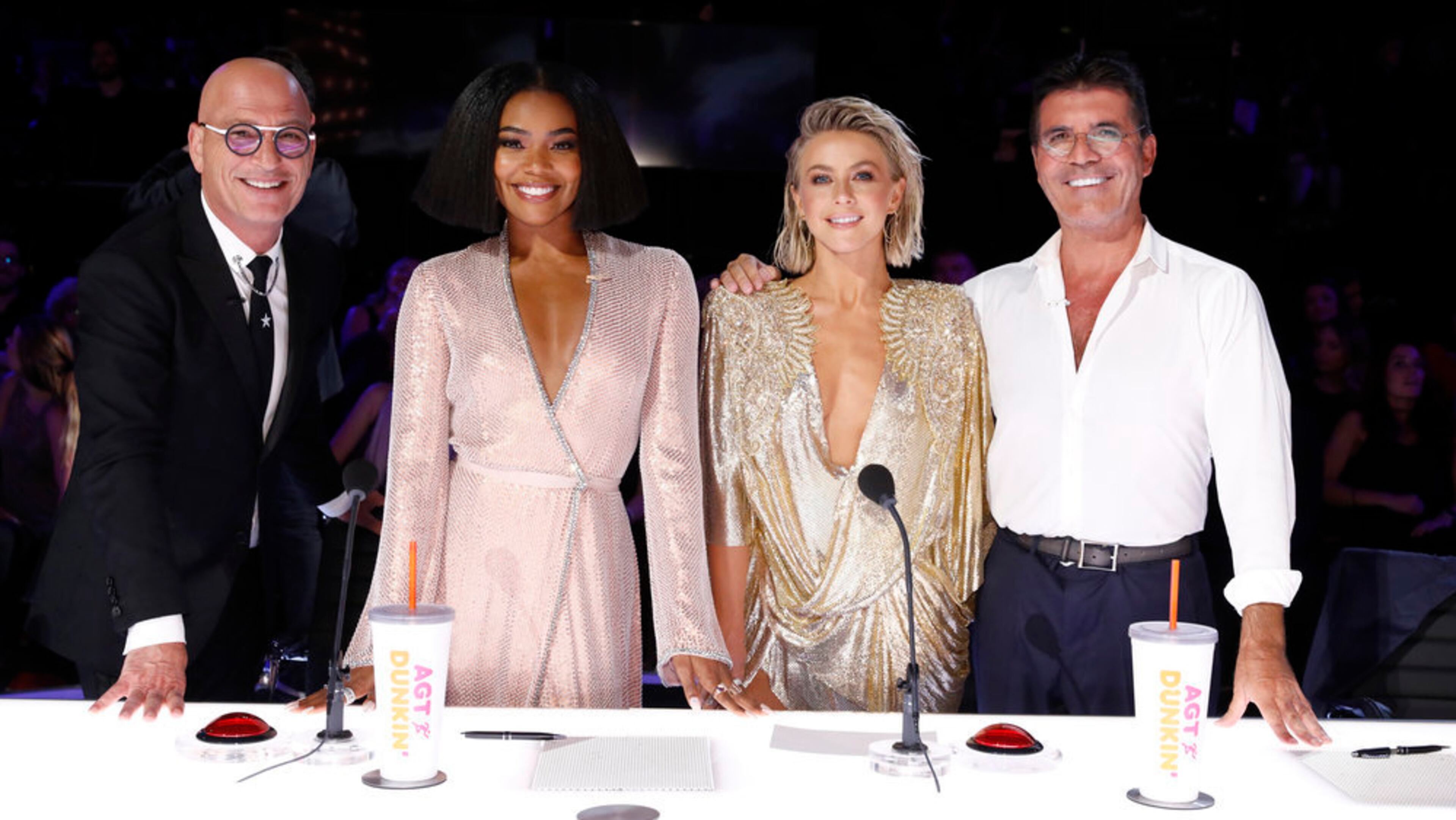 AMERICA'S GOT TALENT -- ÂLive Results Finale Episode 1423 -- Pictured: (l-r) Howie Mandel, Gabrielle Union, Julianne Hough, Simon Cowell -- (Photo by: Trae Patton/NBC)