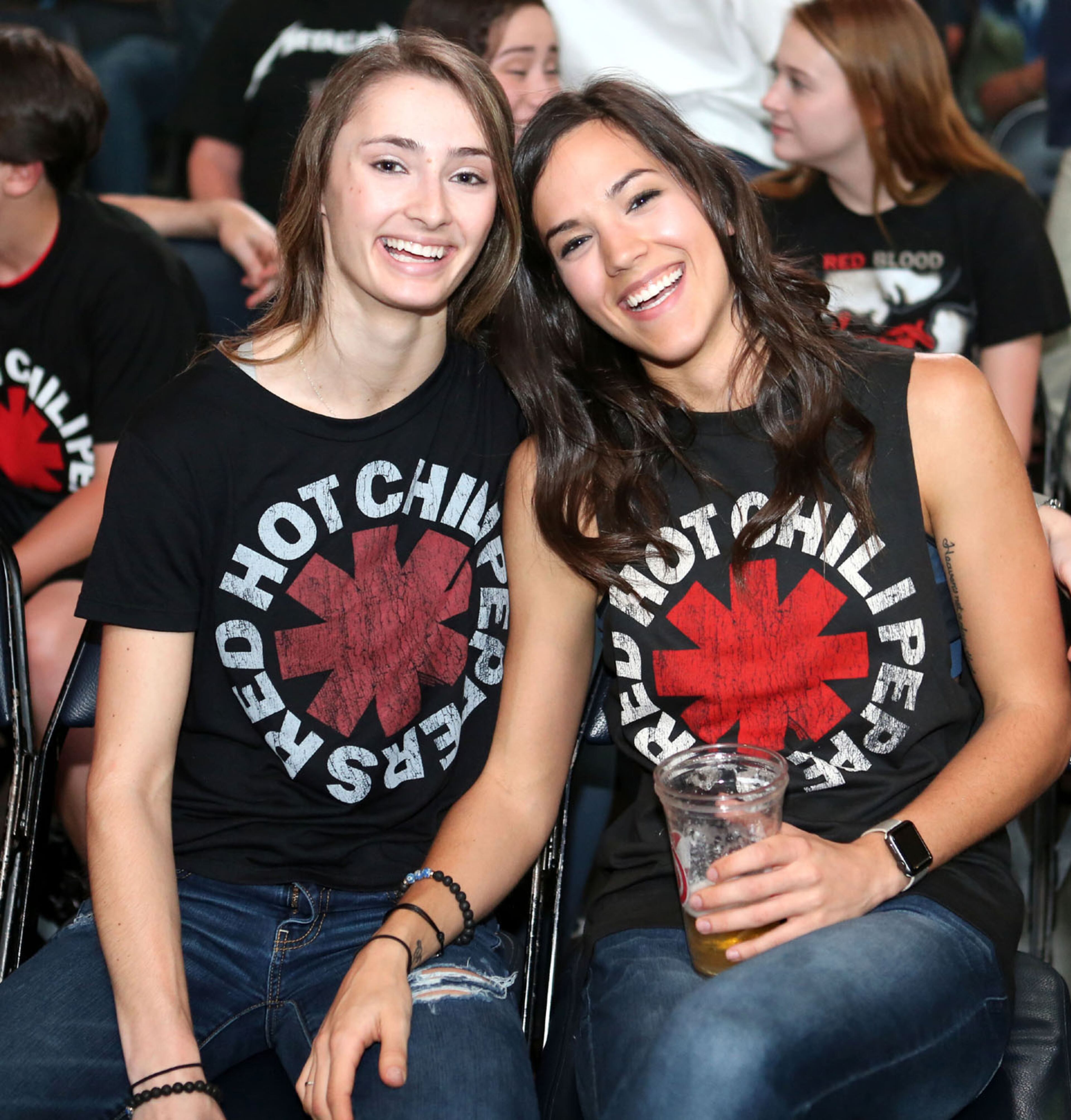 #25 of #25. PLEASE KEEP IN SEQUENTIAL ORDER FOR THE CONTINUITY OF THE GALLERY.
The Red Hot Chili Peppers brought their Getaway Tour to sold out Philips Arena on Friday, April 14, 2017. Jack Irons opened the show.
Robb Cohen Photography & Video /RobbsPhotos.com