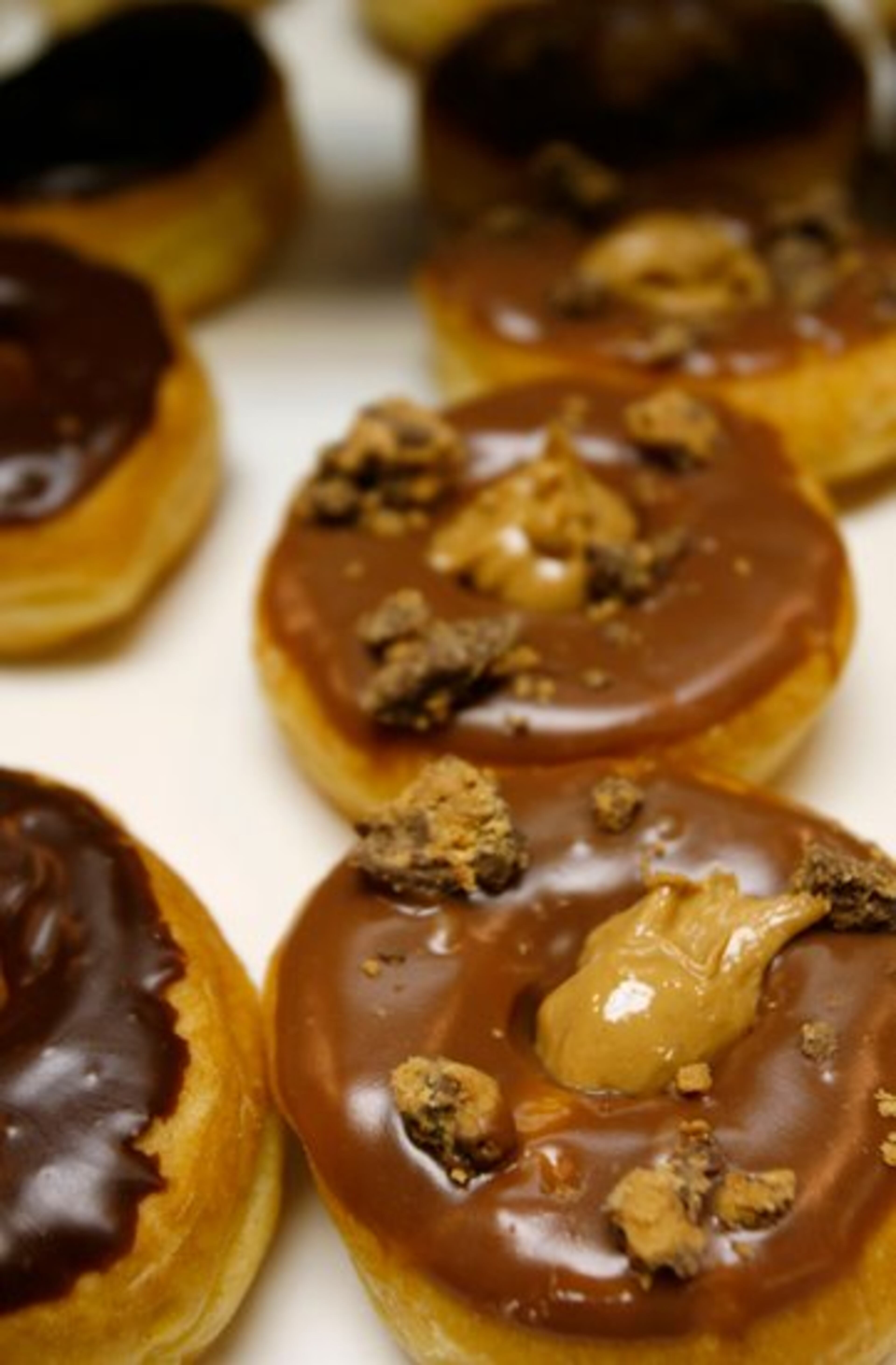 090303 Atlanta -- Reese's Peanut Butter Cup ($1.75 ea) is a favorite at Sublime Doughnuts shop at 535 10th Street near the Georgia Tech campus Tuesday, March 3, 2009. VINO WONG / vwong@ajc.com