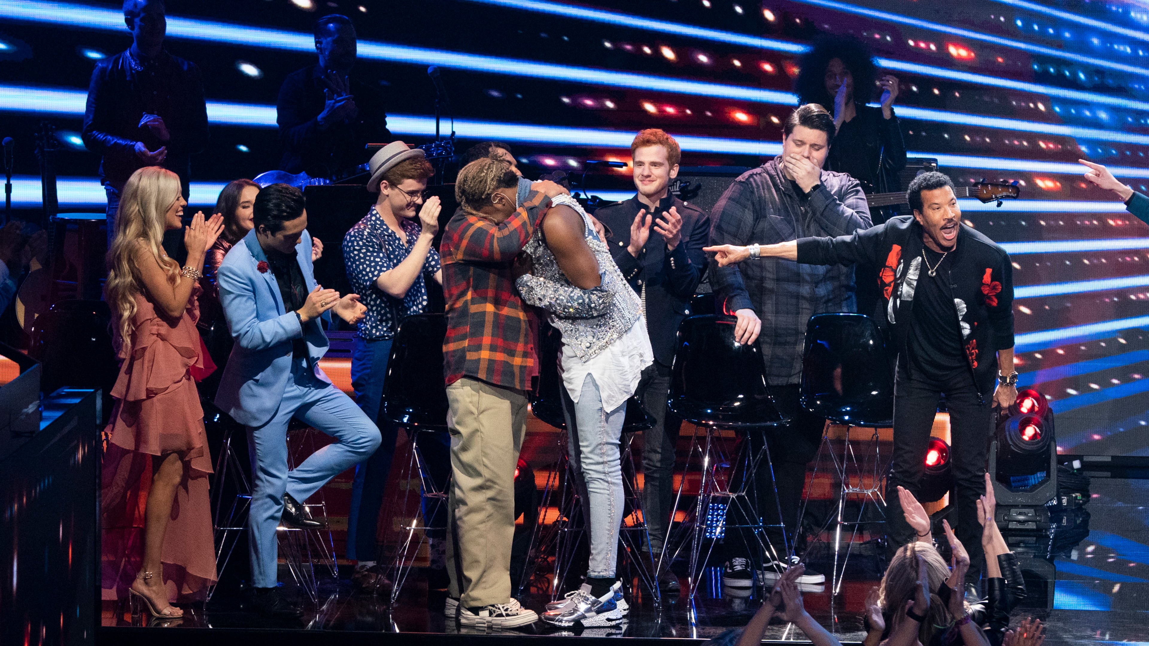 AMERICAN IDOL - "213 (Top 10 Reveal)"- The search for America's next superstar continues as "American Idol"'s highly anticipated live shows begin in the heart of Los Angeles. In this episode, the Top 14 contestants will be narrowed down to 10 finalists, following a nationwide vote. Following Sunday's overnight vote, the seven contestants with the most votes by America will be revealed, securing their spot in the Top 10. Those that are safe will perform a victory song, and the seven remaining contestants will sing to impress the judges. The judges will then choose three contestants, pushing a total of 10 talented Idol hopefuls one step closer to stardom. The high stakes reveal will air on The ABC Television Network, MONDAY, APRIL 15 (8:00-10:00 p.m. EDT), streaming and on demand. (ABC/Eric McCandless)
LACI KAYE BOOTH, LAINE HARDY, WALKER BURROUGHS, UCHE, JEREMIAH LLOYD HARMON, WADE COTA, LIONEL RICHIE