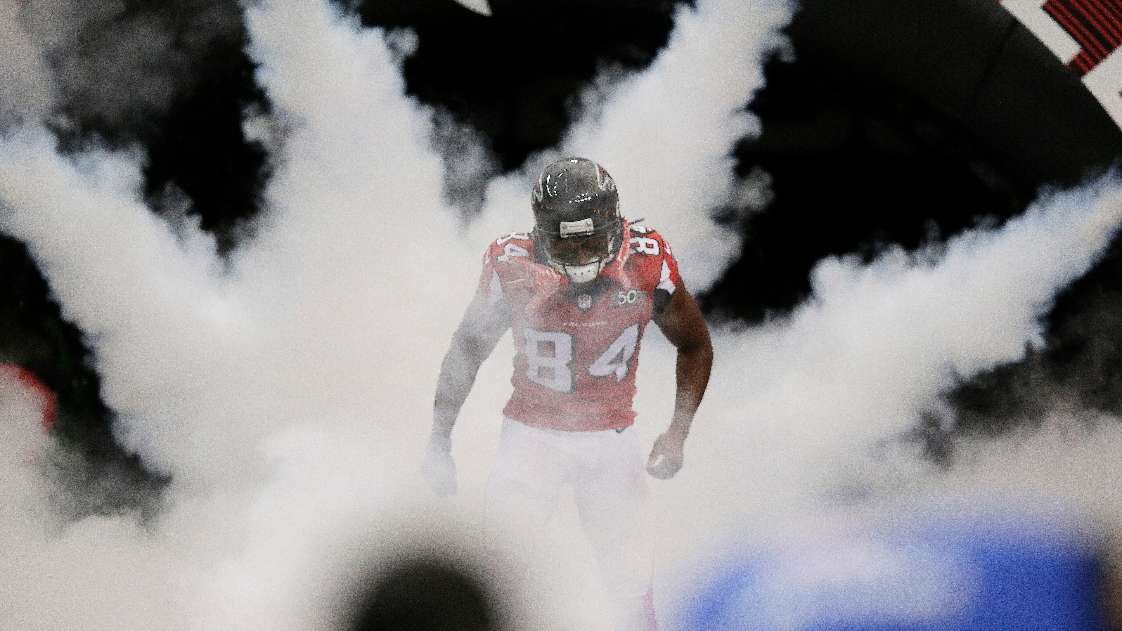 Atlanta Falcons wide receiver Roddy White (84) takes the field before the first half of an NFL football game between the Atlanta Falcons and the Washington Redskins, Sunday, Oct. 11, 2015, in Atlanta. (AP Photo/Brynn Anderson)