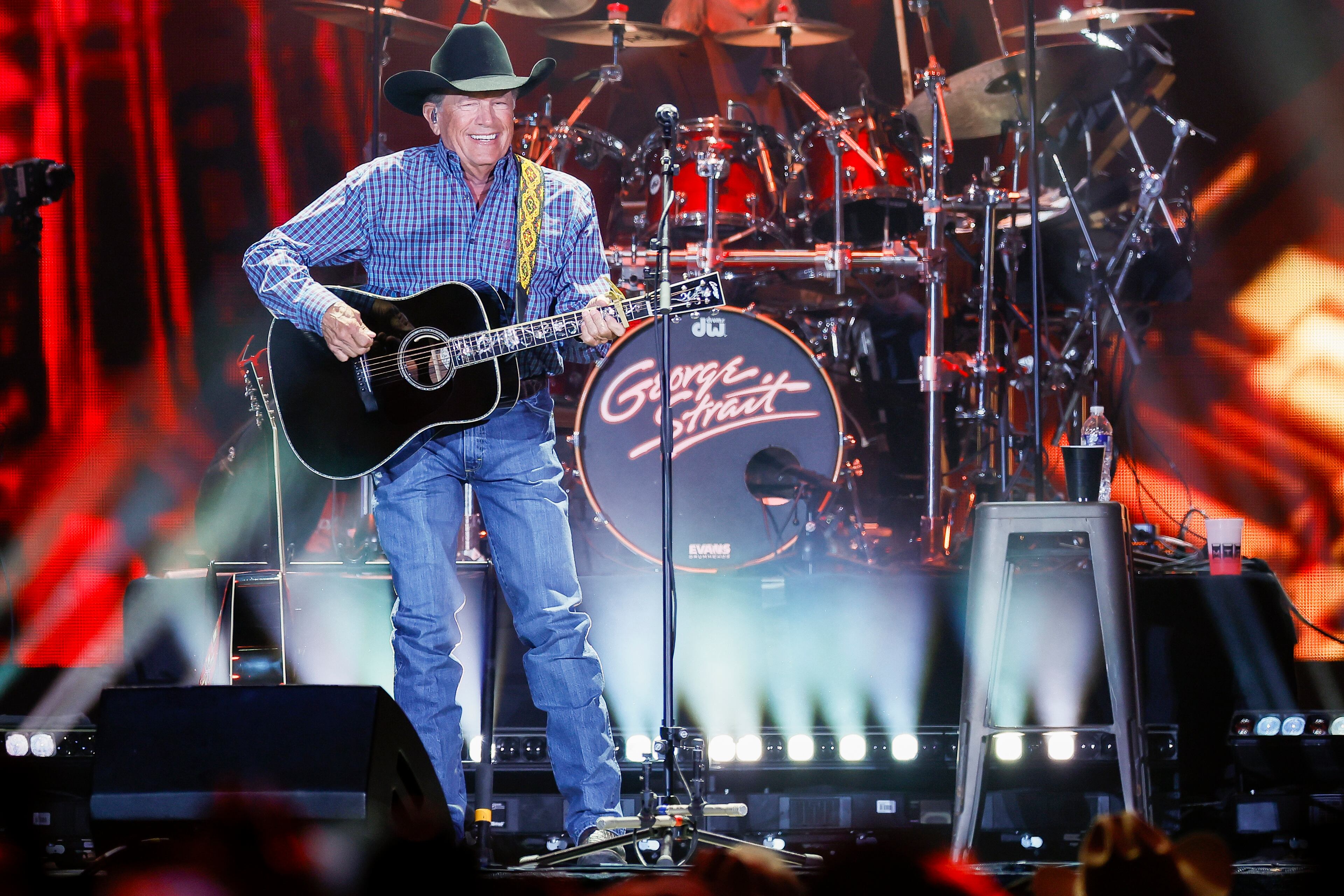 George Strait performs during the ATLive Concert Series at Mercedes-Benz Stadium in Atlanta on Saturday, October 21. (Photo by Alex Slitz/Mercedes-Benz Stadium)
