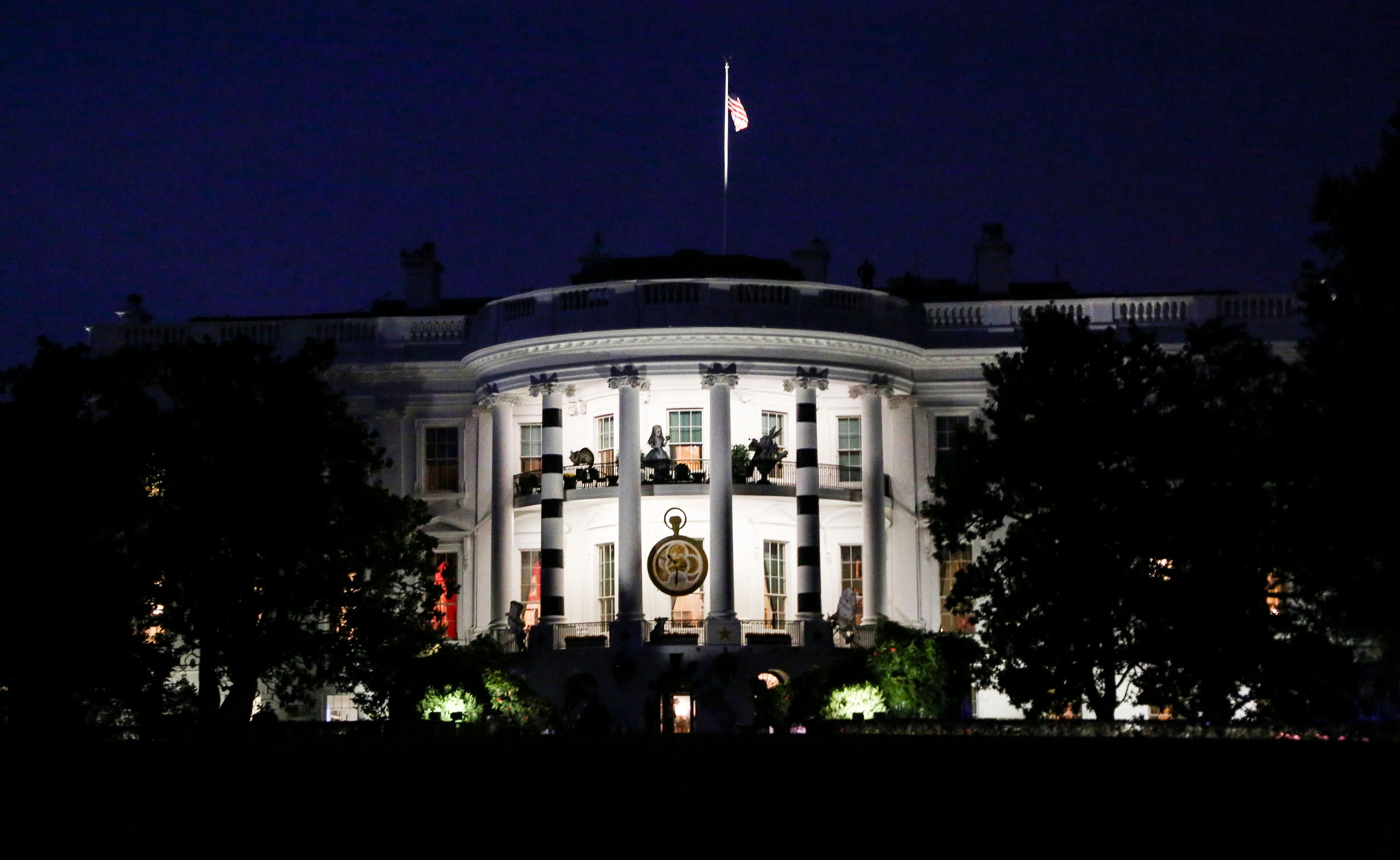 WASHINGTON DC - OCTOBER 29: The White House is decorated for Halloween on October 29, 2016 in Washington DC. (Photo by Aude Guerrucci-Pool/Getty Images)