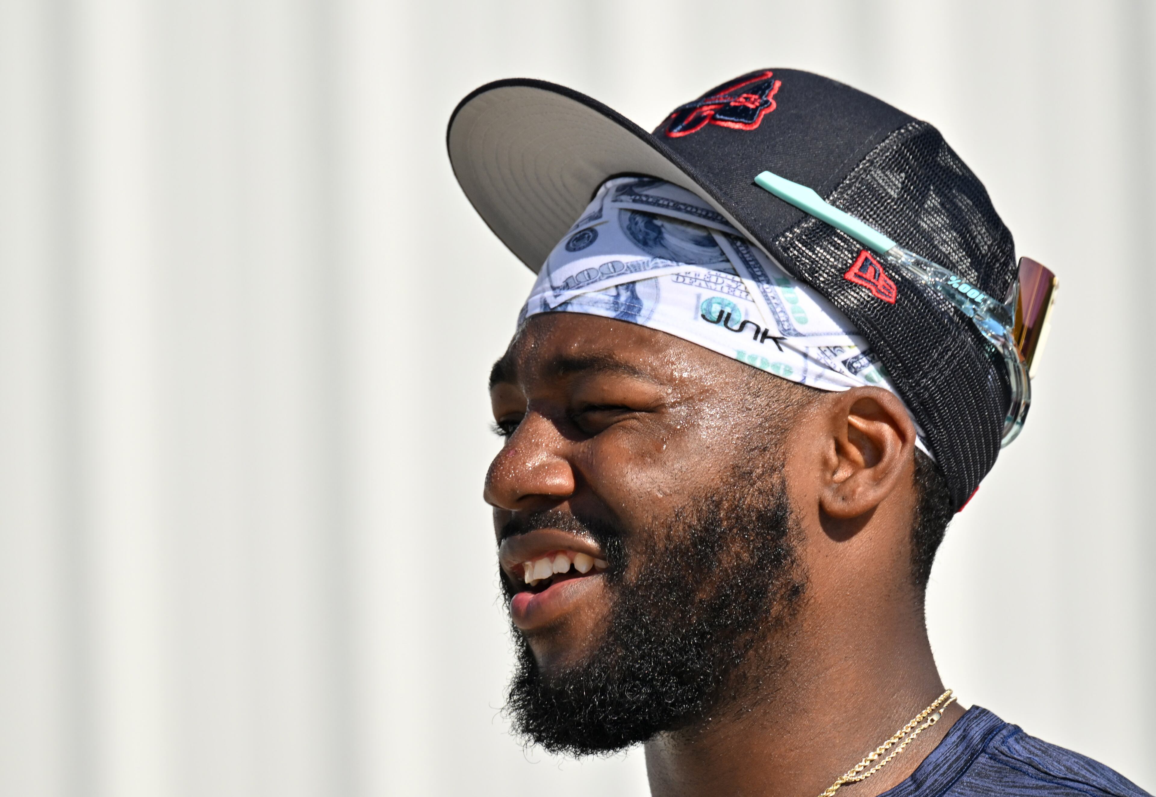 Braves center fielder Michael Harris II tries to adjust to the bright sunlight after batting practice. (Hyosub Shin / Hyosub.Shin@ajc.com)