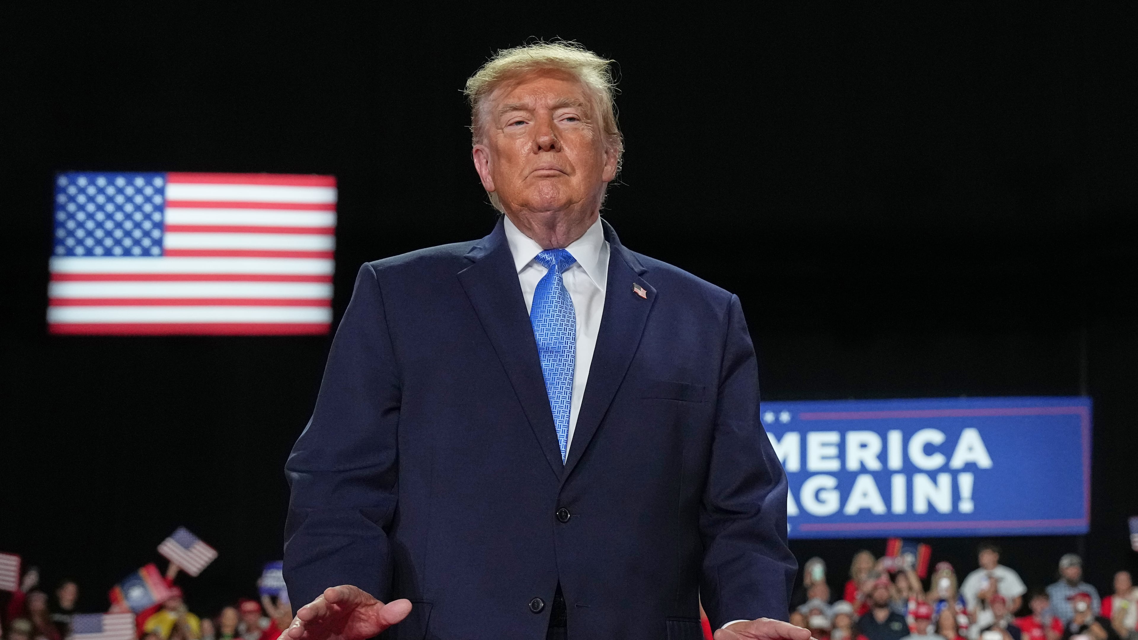 President Donald Trump arrives at a campaign rally at Crossroads Arena, in Corinth, Miss., Monday, Oct. 26, 2026. (AP Photo/Jacquelyn Martin)